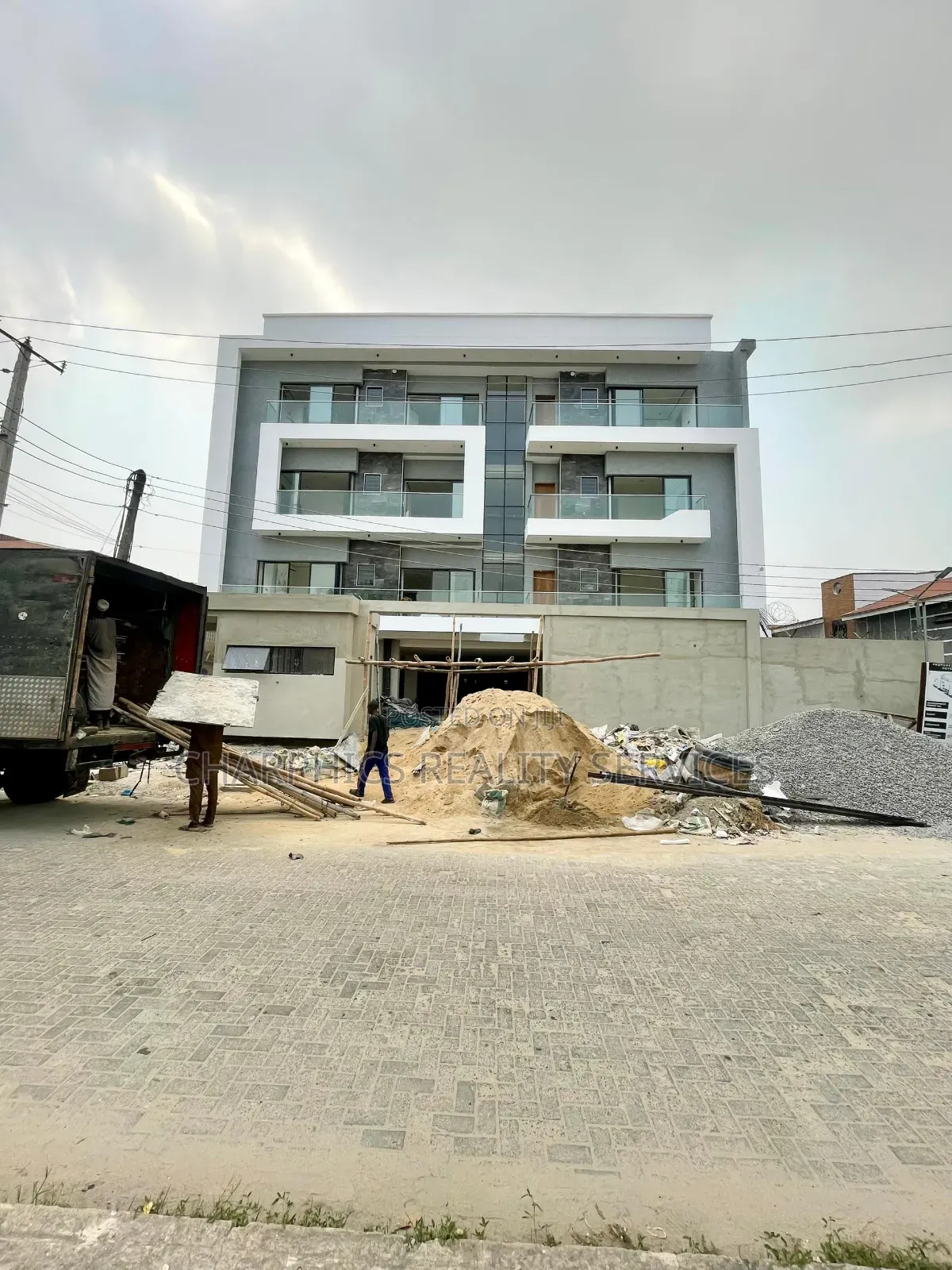 2bdrm Apartment in Ikate for sale