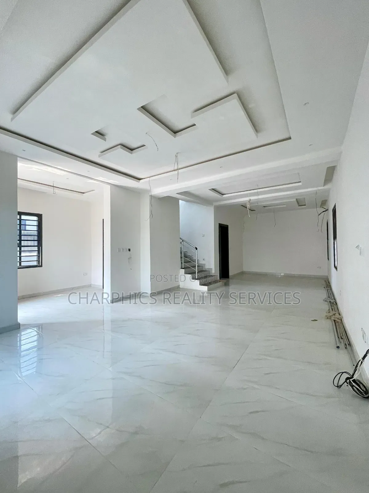 5bdrm Duplex in Ikate for sale