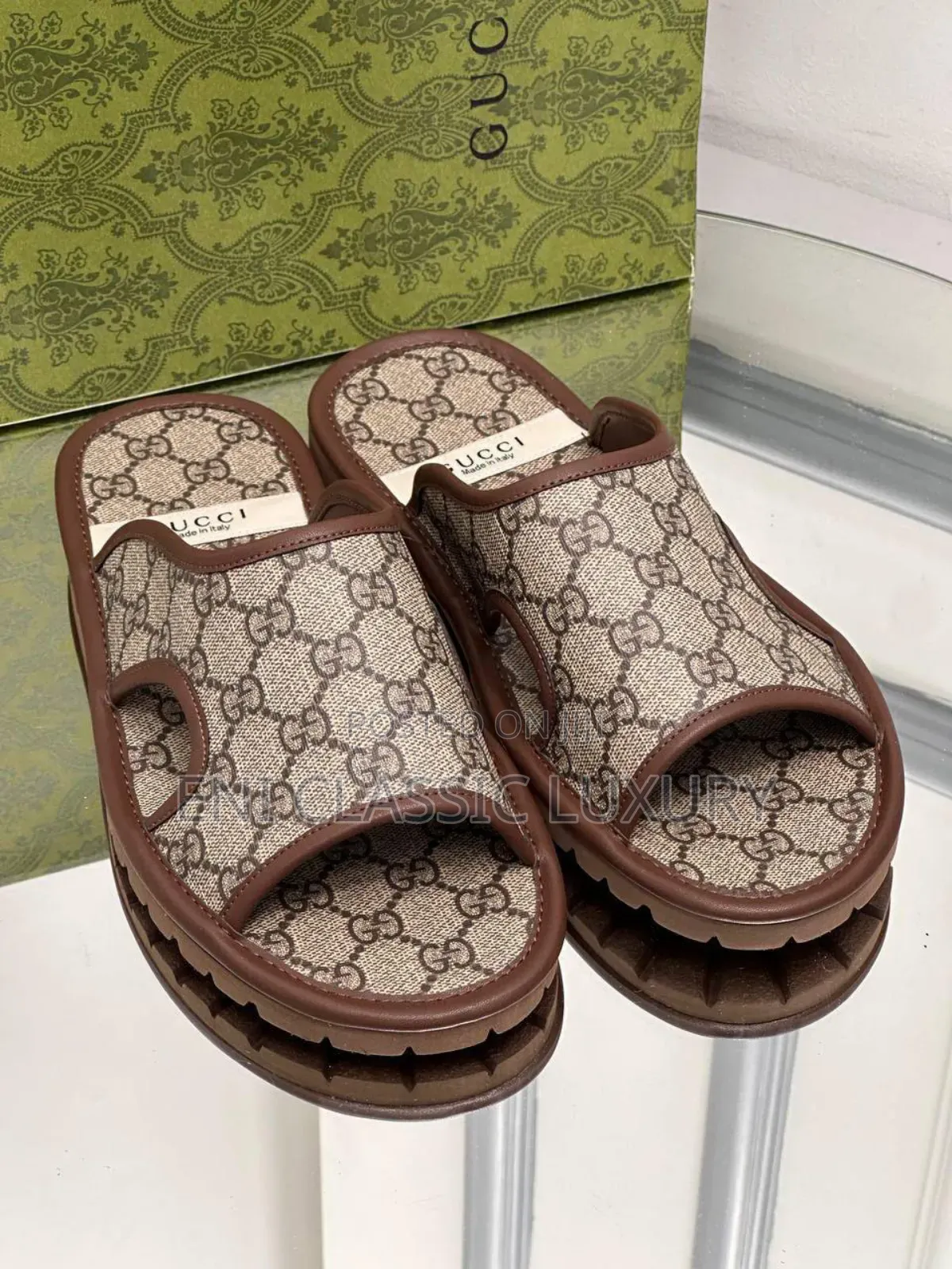 Gucci Luxury Men's Outfits Available In Store Best Quality