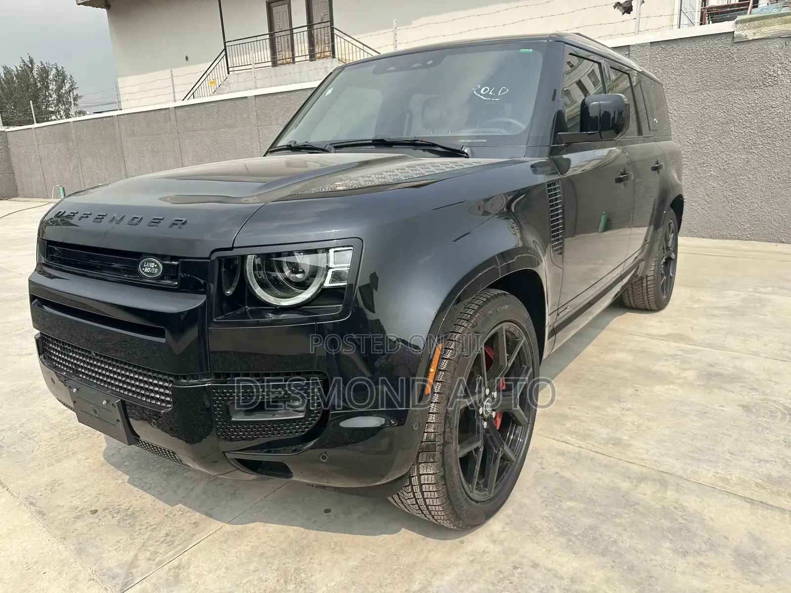 Land Rover Defender Carpathian Edition 2023 Black