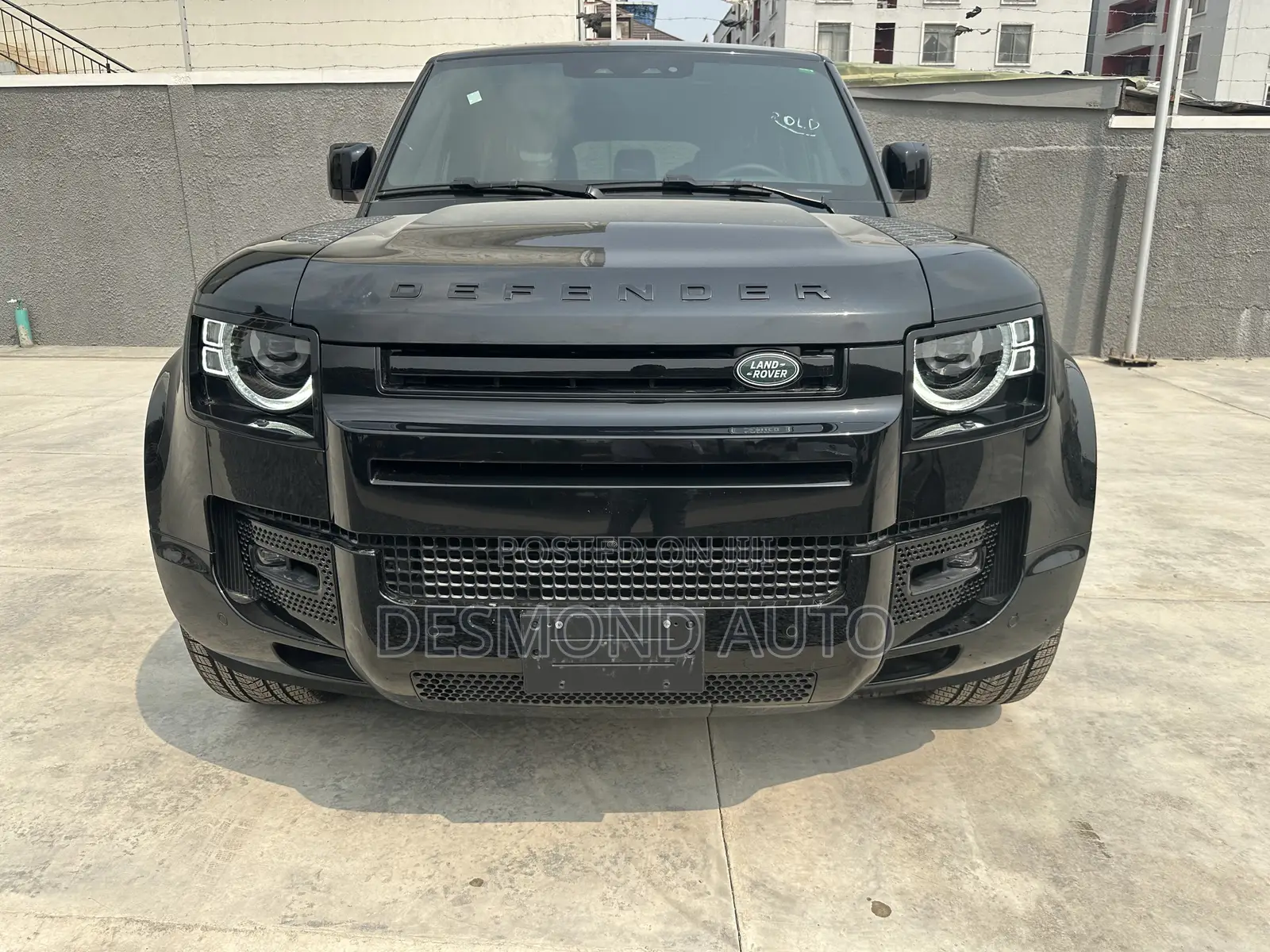 Land Rover Defender Carpathian Edition 2023 Black