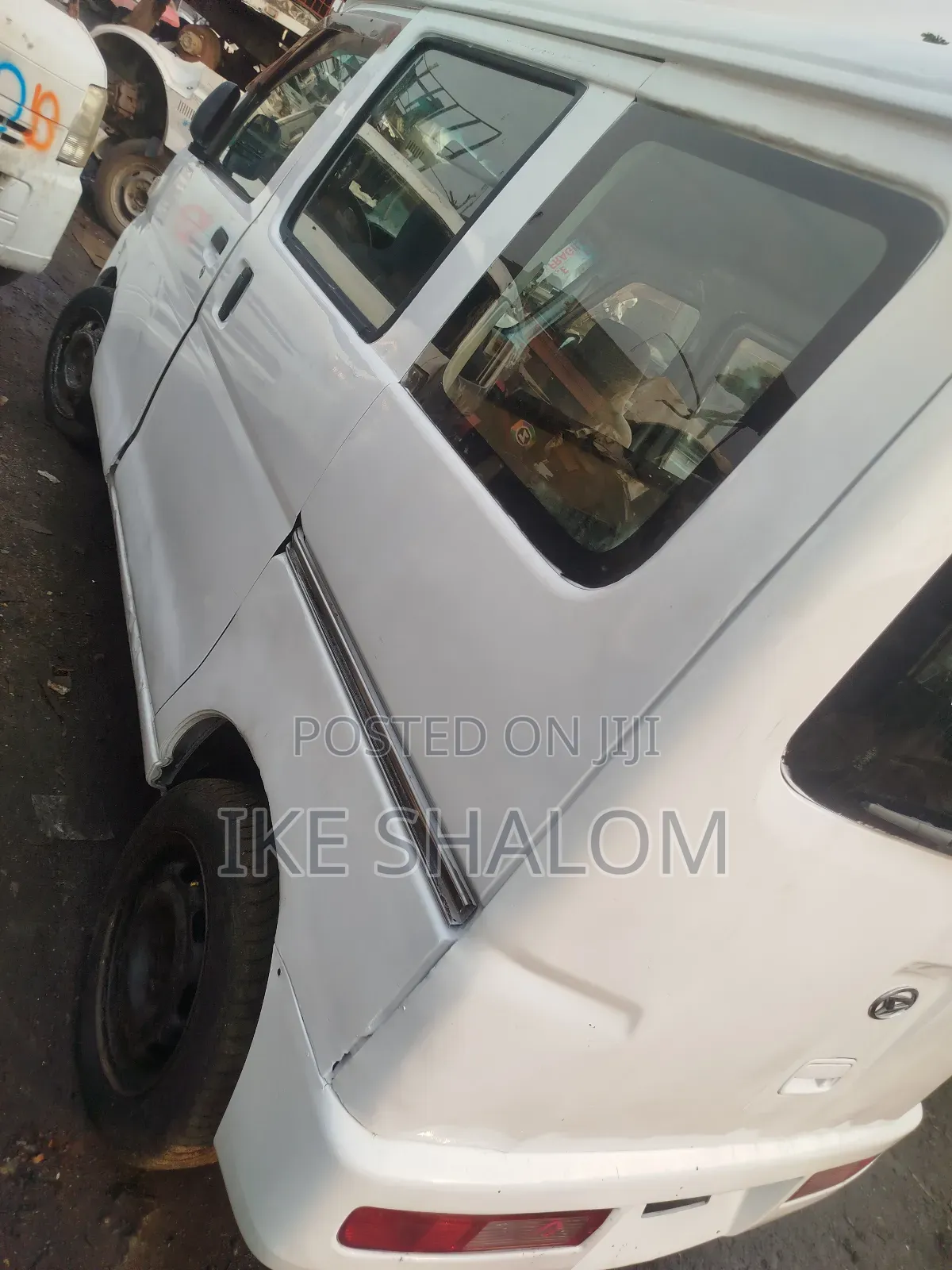 Daihatsu Hijet 2010 White