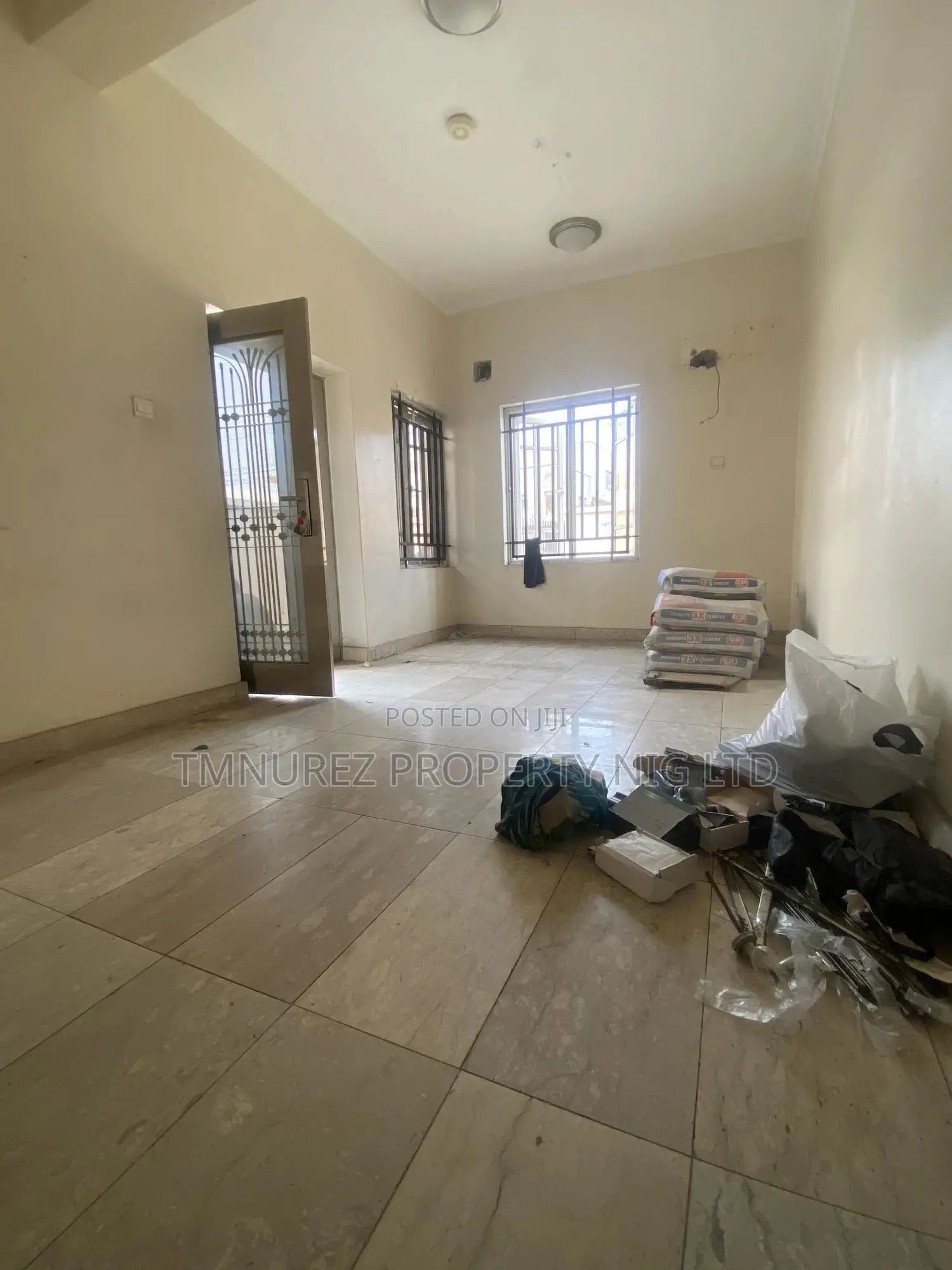 5bdrm Duplex in Lekki Phase 1 for rent
