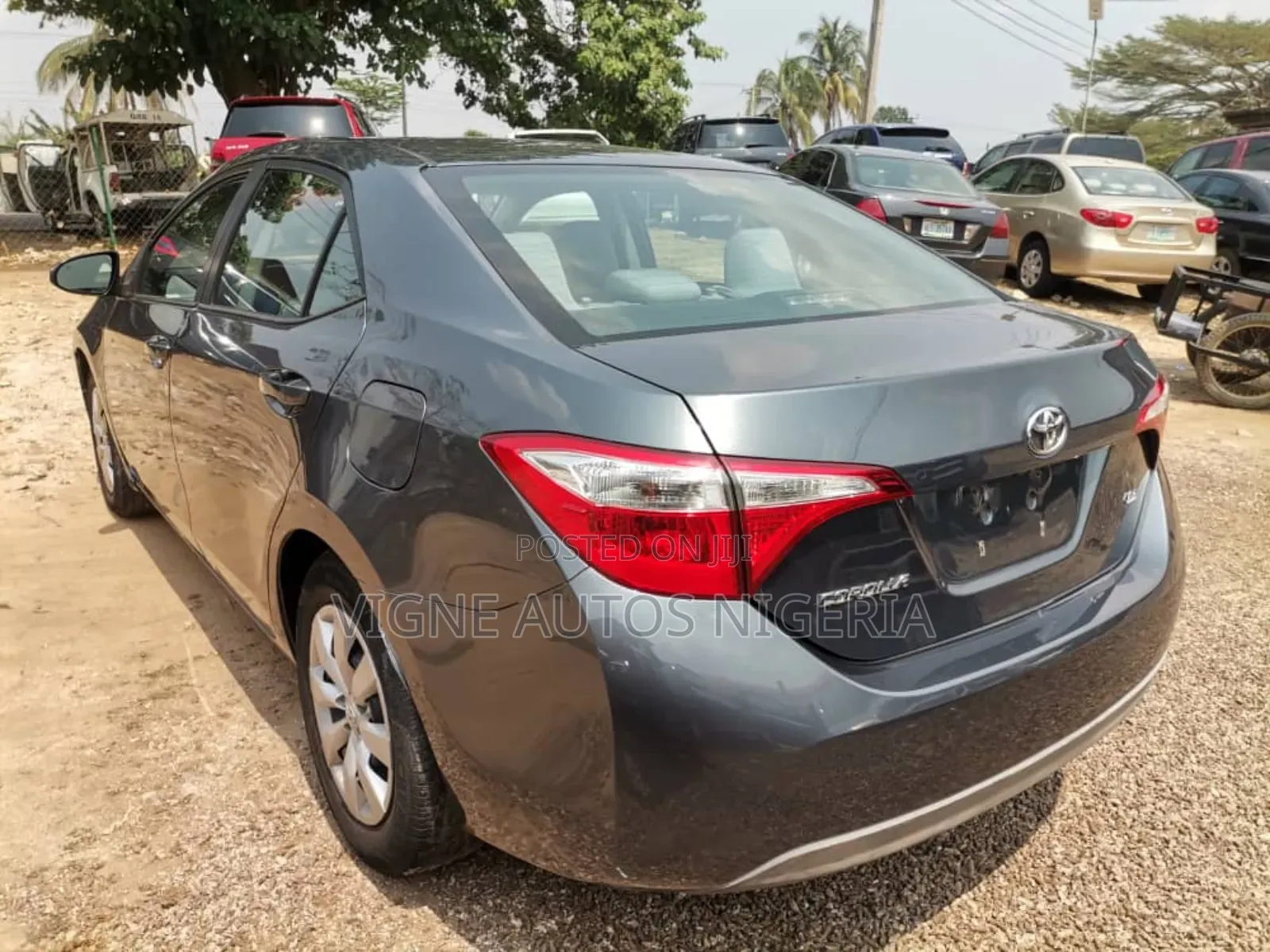 Toyota Corolla 2016 Gray