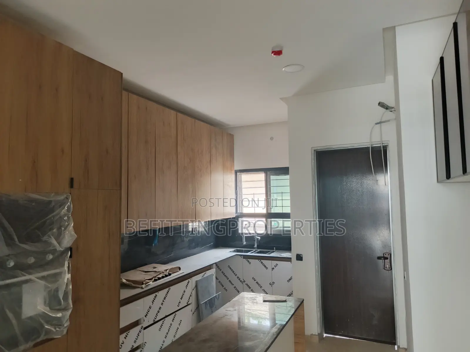Exquisite 4-Bedroom Semi-Detached Triplex – Ikeja GRA