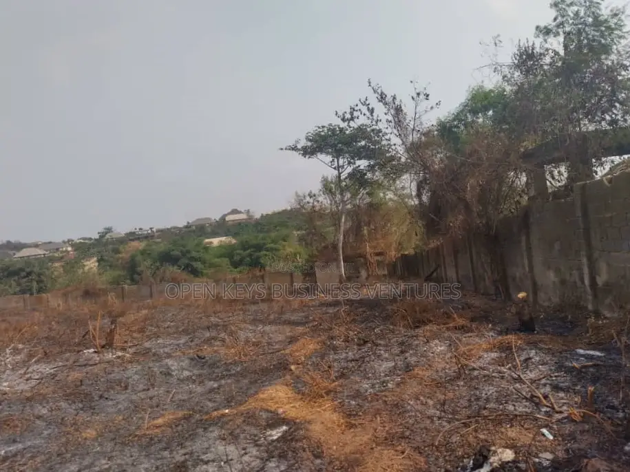 29 Massive Plots of Land in an Estate