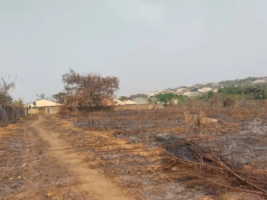 29 Massive Plots of Land in an Estate
