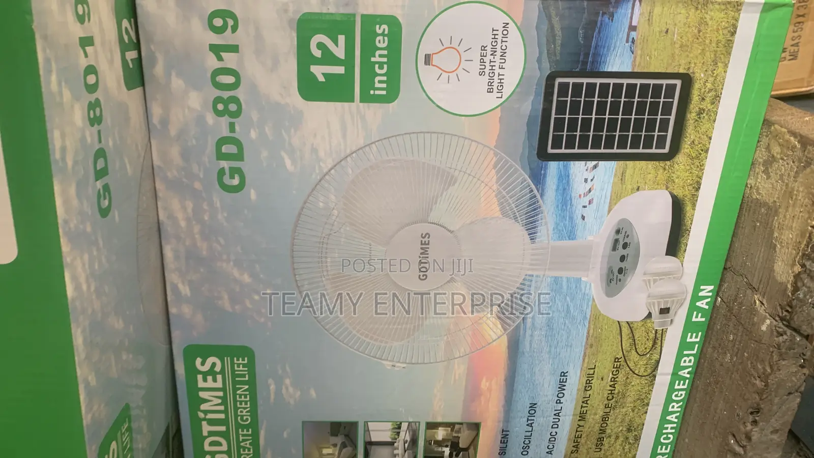 Solar Rechargeable Fan With Solar Panel 2 Bulb 12” GD-8019
