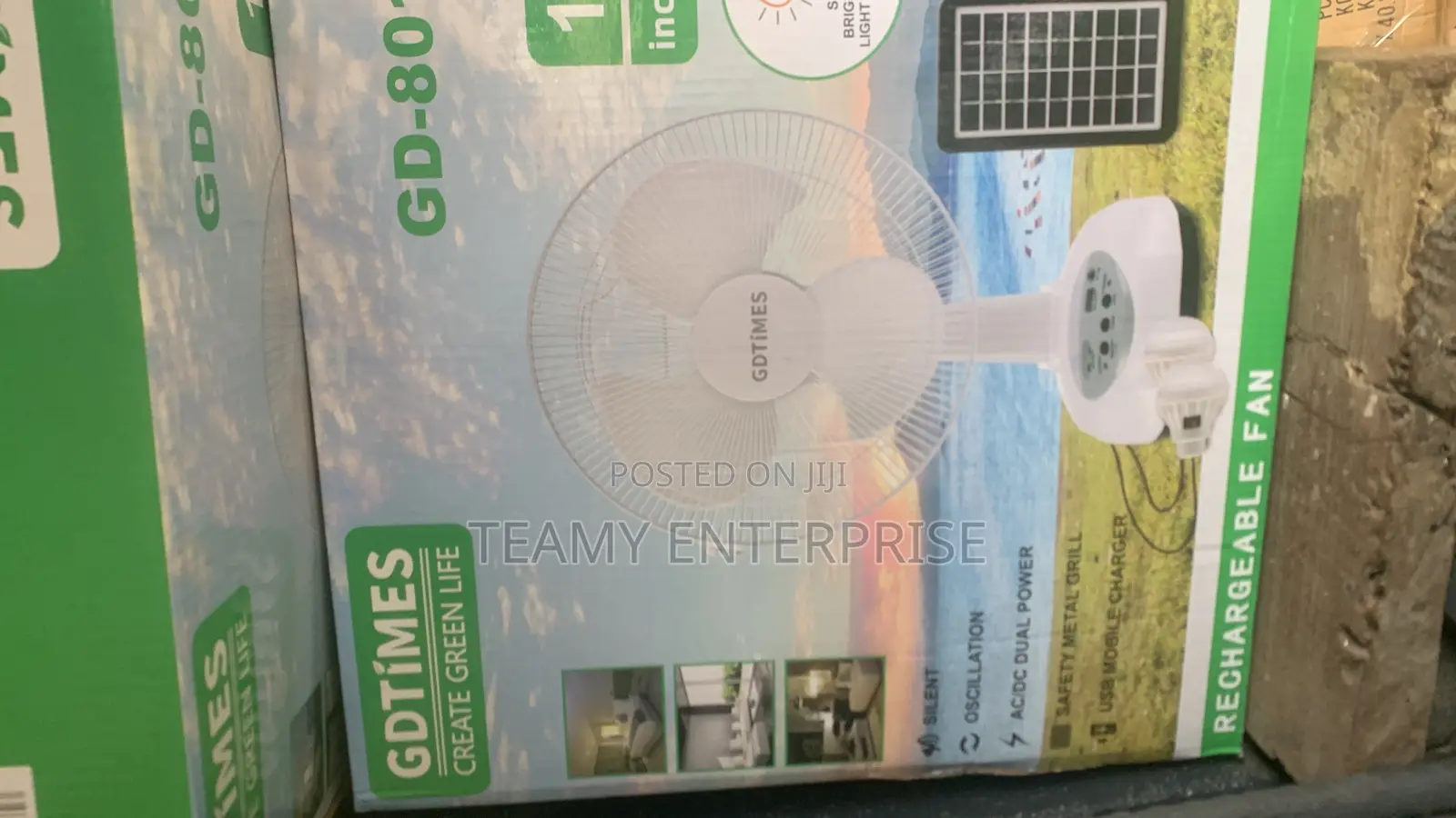 Solar Rechargeable Fan With Solar Panel 2 Bulb 12” GD-8019