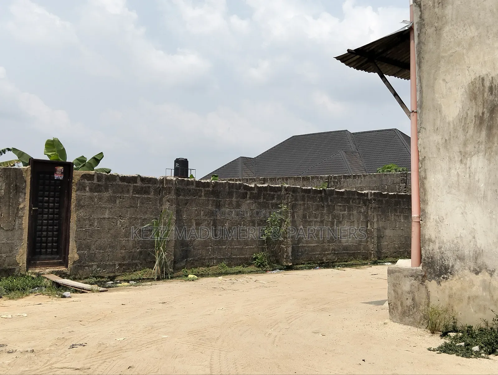 For Sale: One (1) Plot at Mandela Estate, Sars Road,Ph