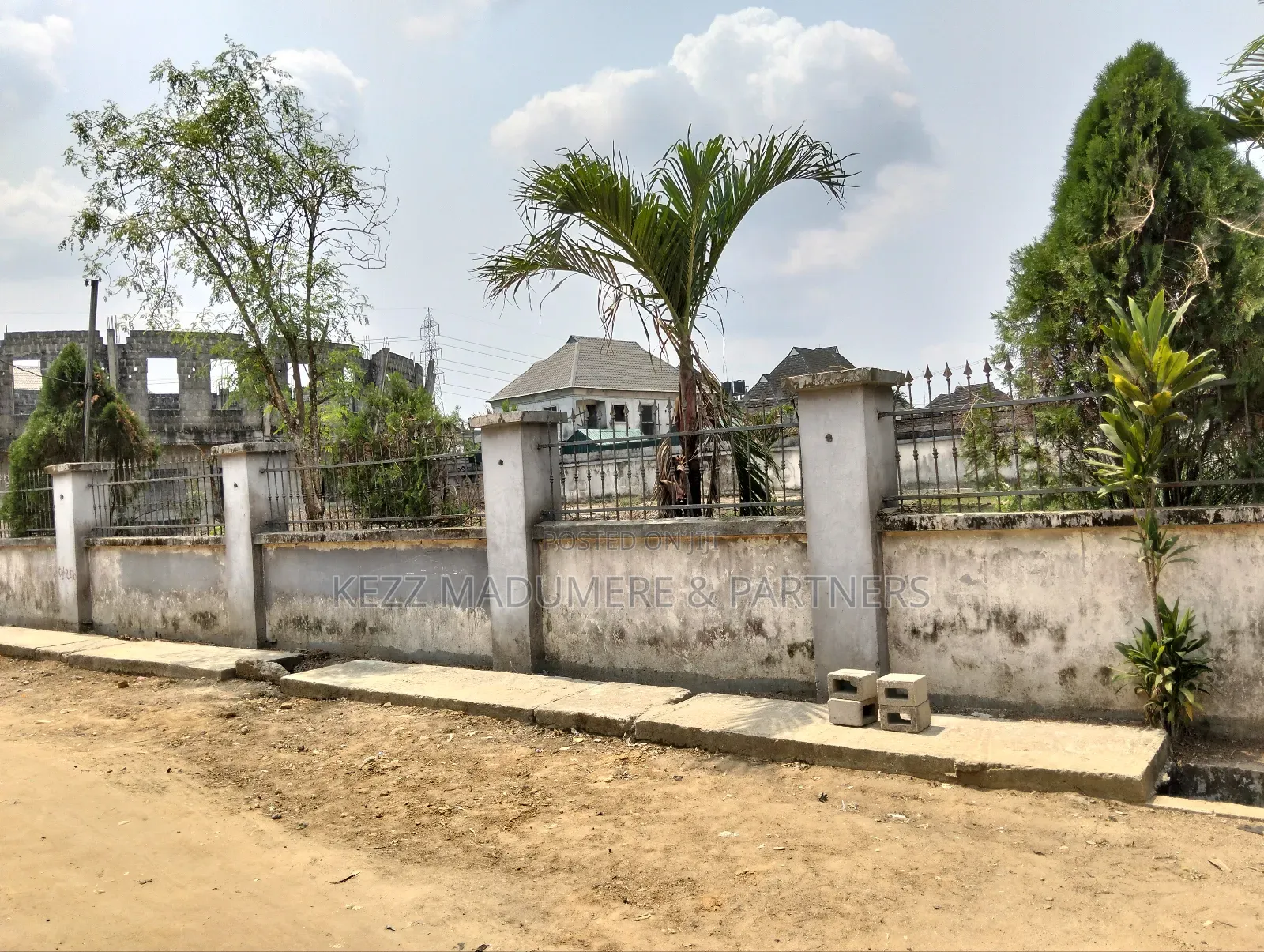 For Sale: One (1) Plot at Mandela Estate, Sars Road,Ph