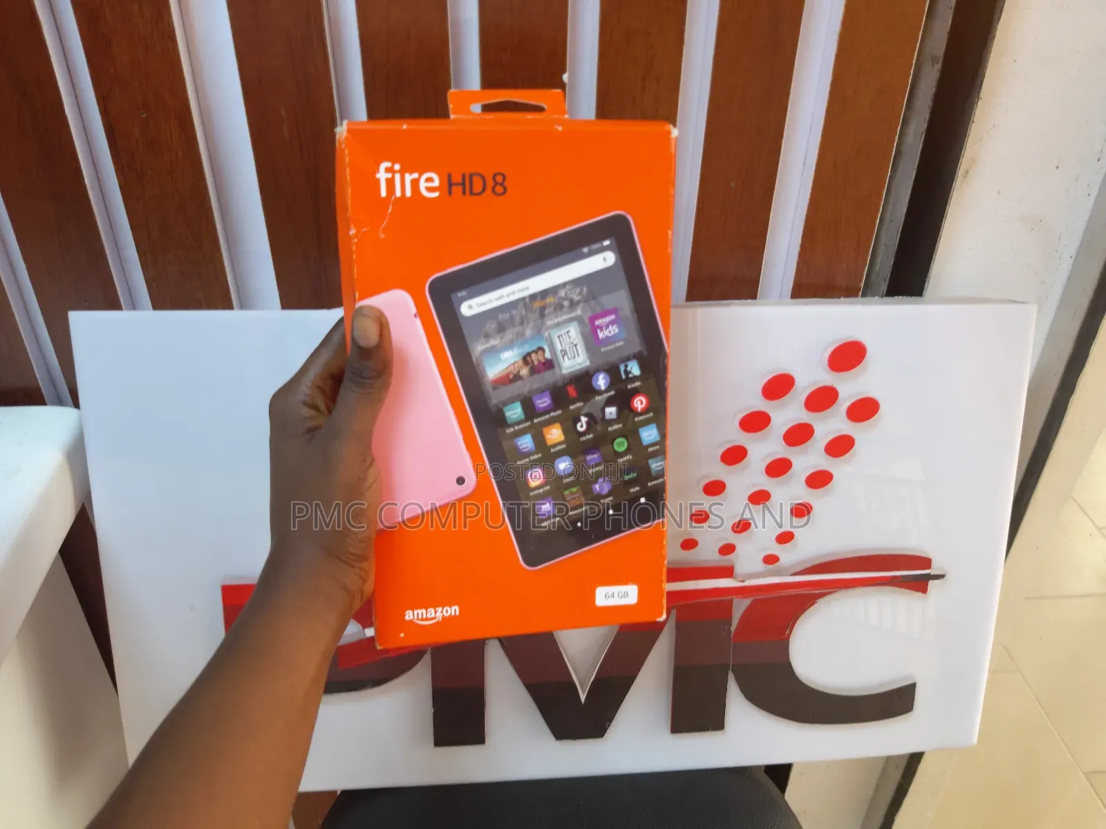 New Amazon Fire HD 8 64 GB Pink