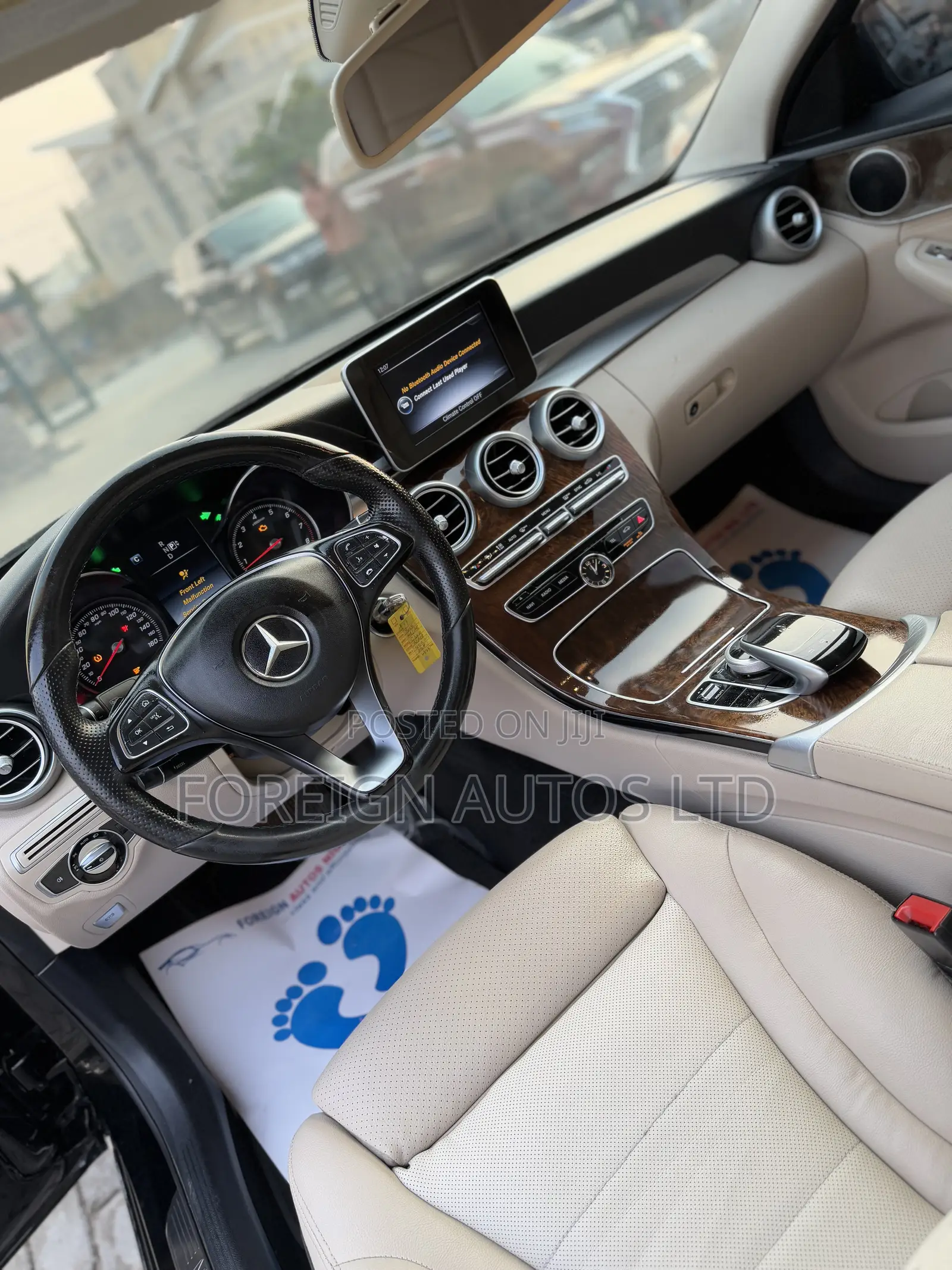 Mercedes-Benz C300 2015 Black