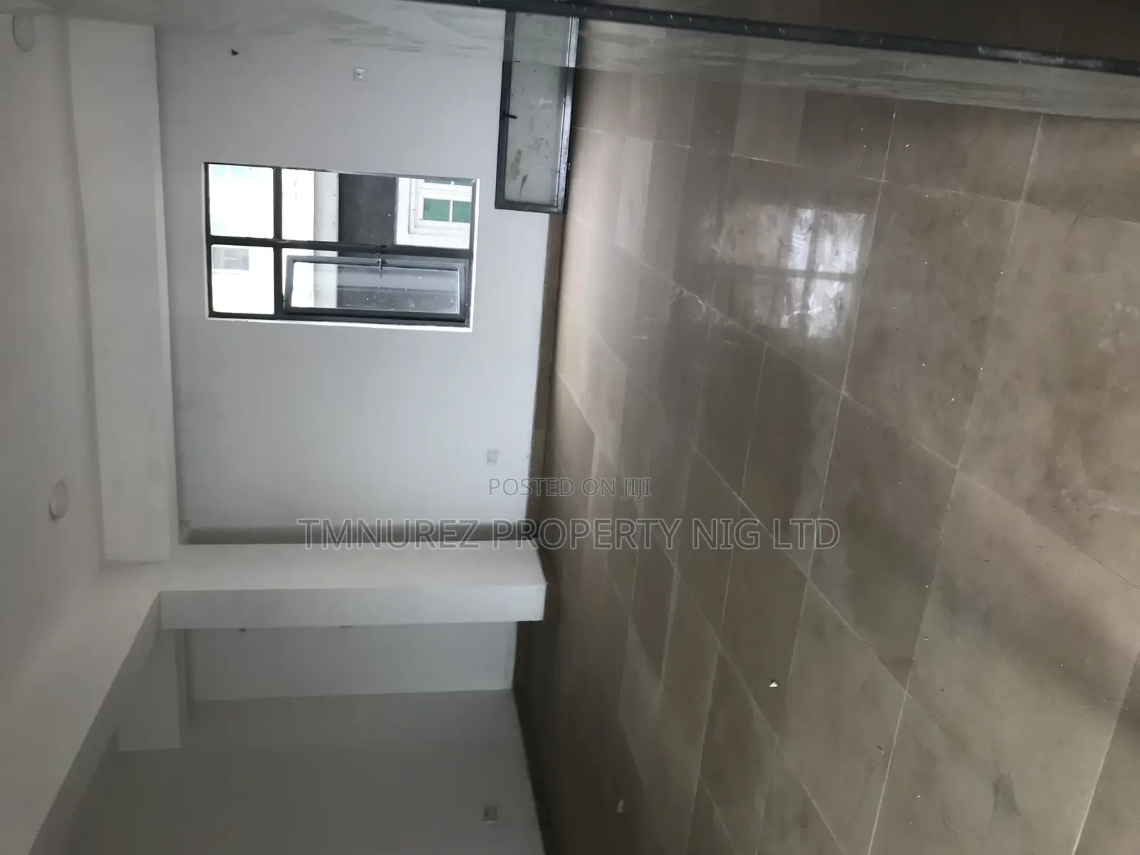 Shop for Rent in Lekki Phase1