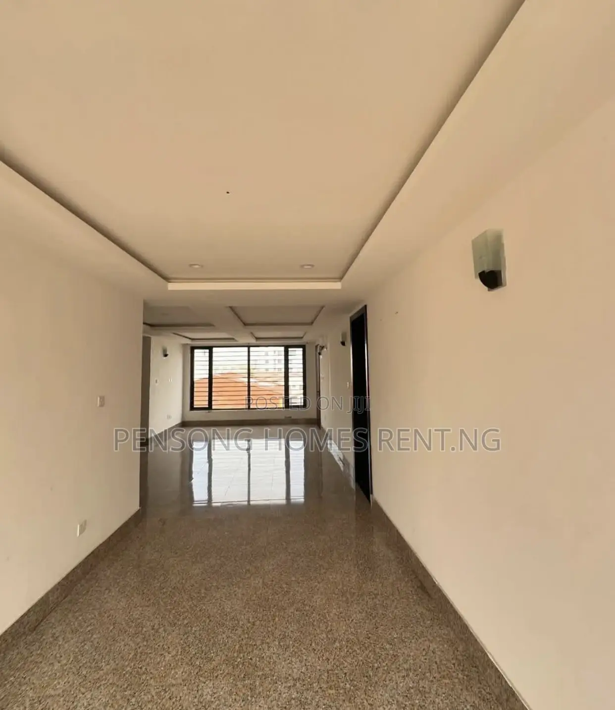 3bdrm Apartment in Lekki Phase 1 for rent