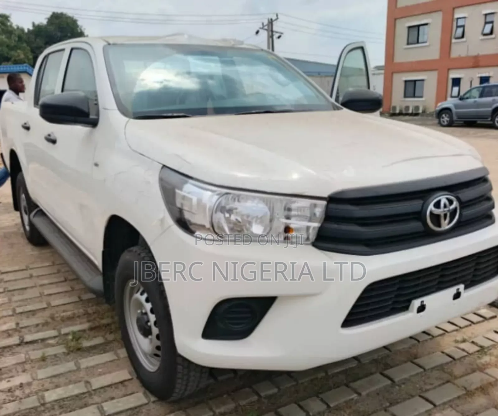 New Toyota Hilux 2024 White
