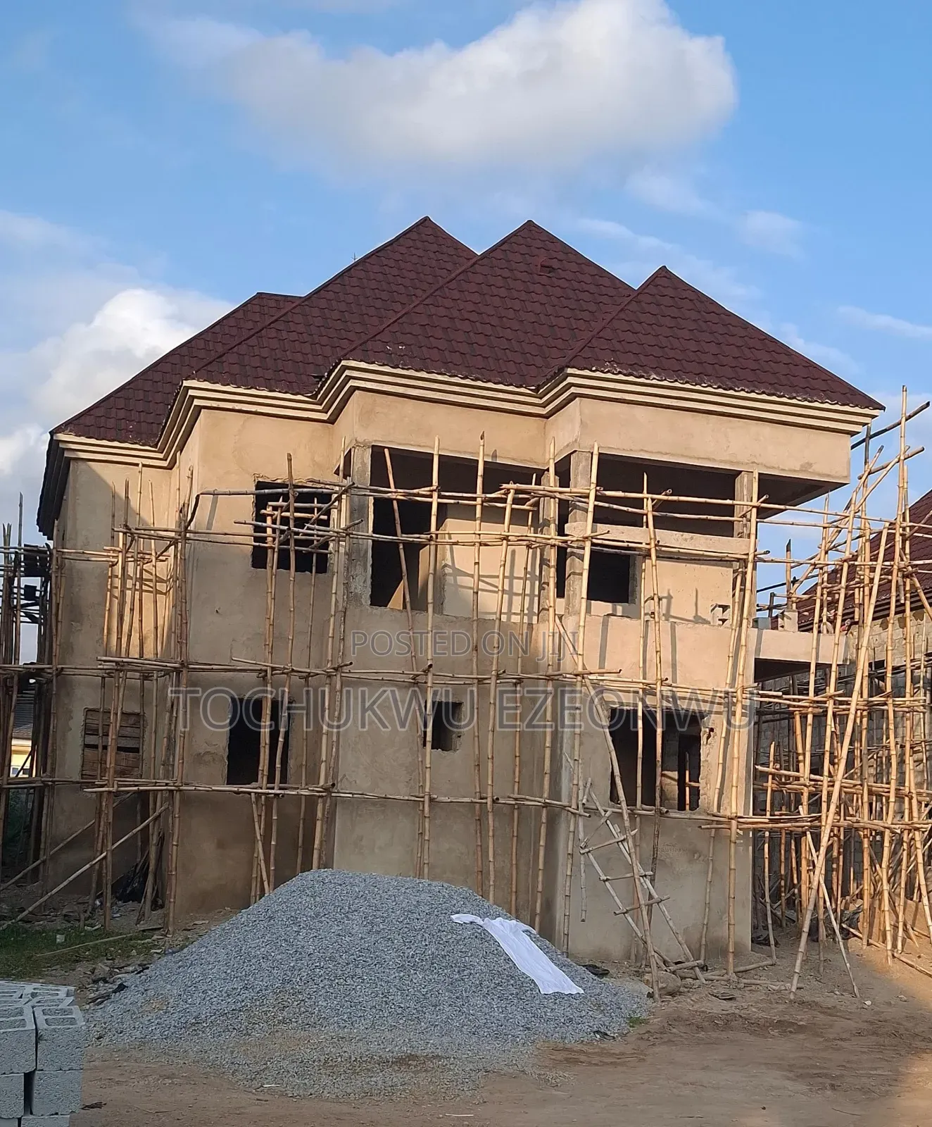 5bdrm Duplex in Summit Estate, Lugbe District for sale
