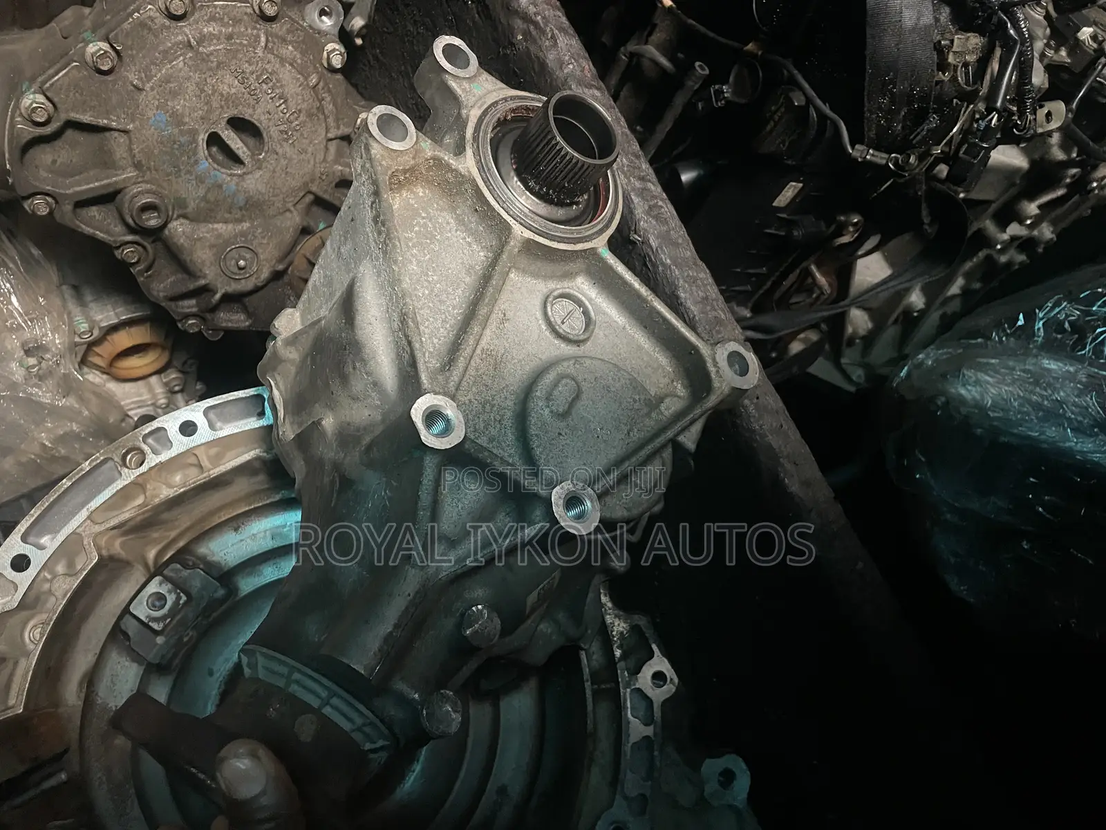 Auxiliary Ford Explorer 2016