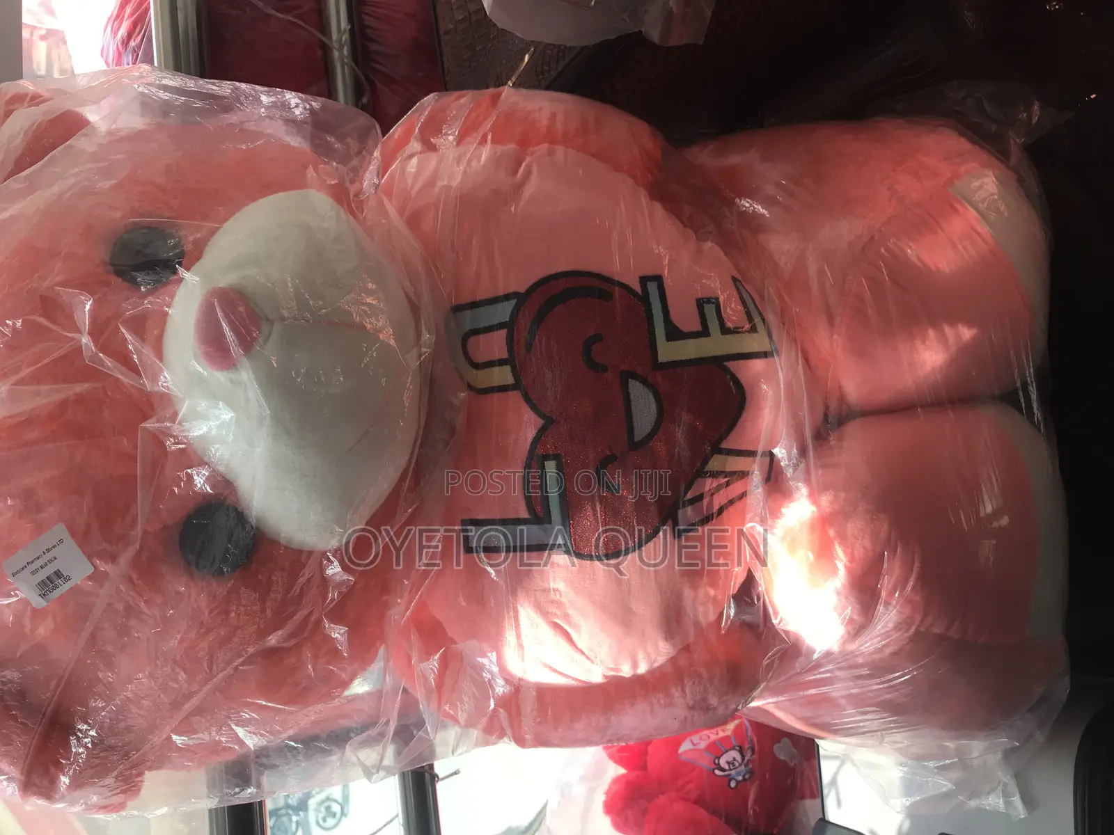Giant Teddybears/Fluffy Toy 120cm