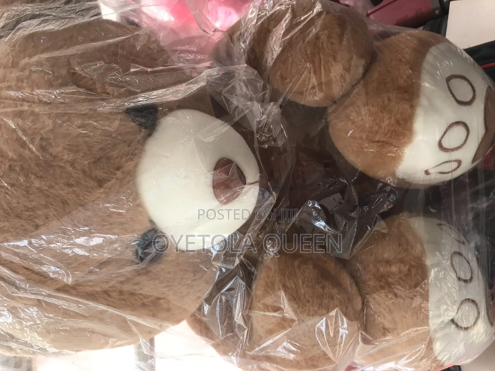 Beautifully Designed Medium Size Teddybear/Fluffy Toys