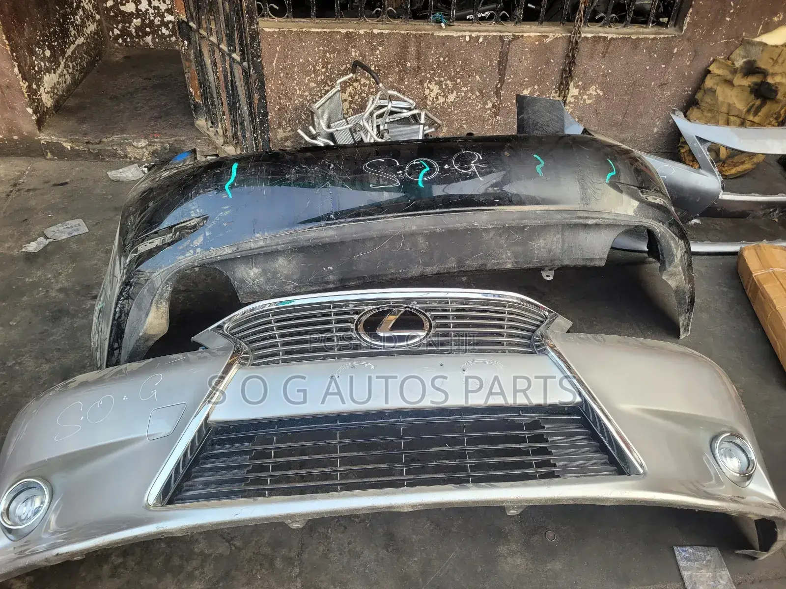 Front and Back Bumper Lexus Es350 2015