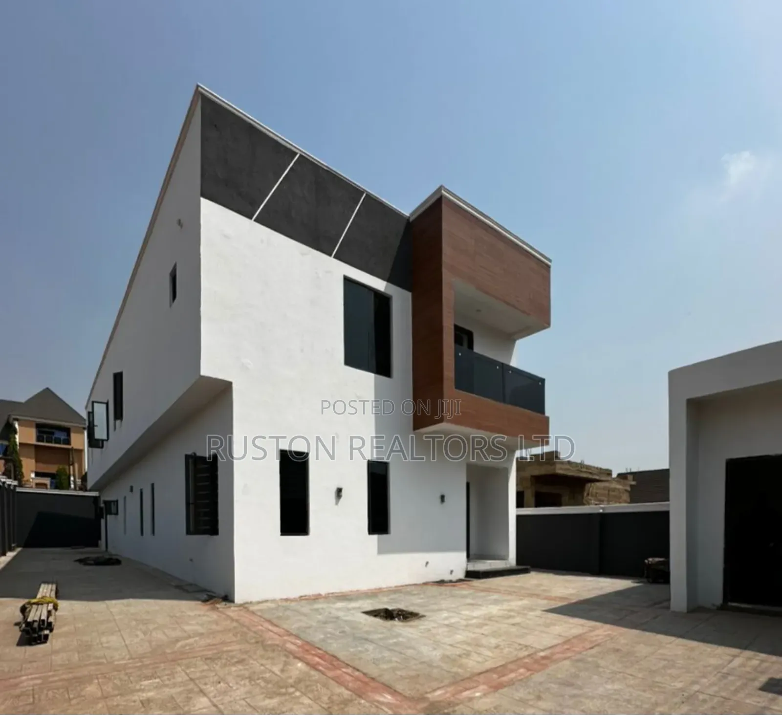 5bdrm Duplex in Omolayo Estate, Ibadan for sale