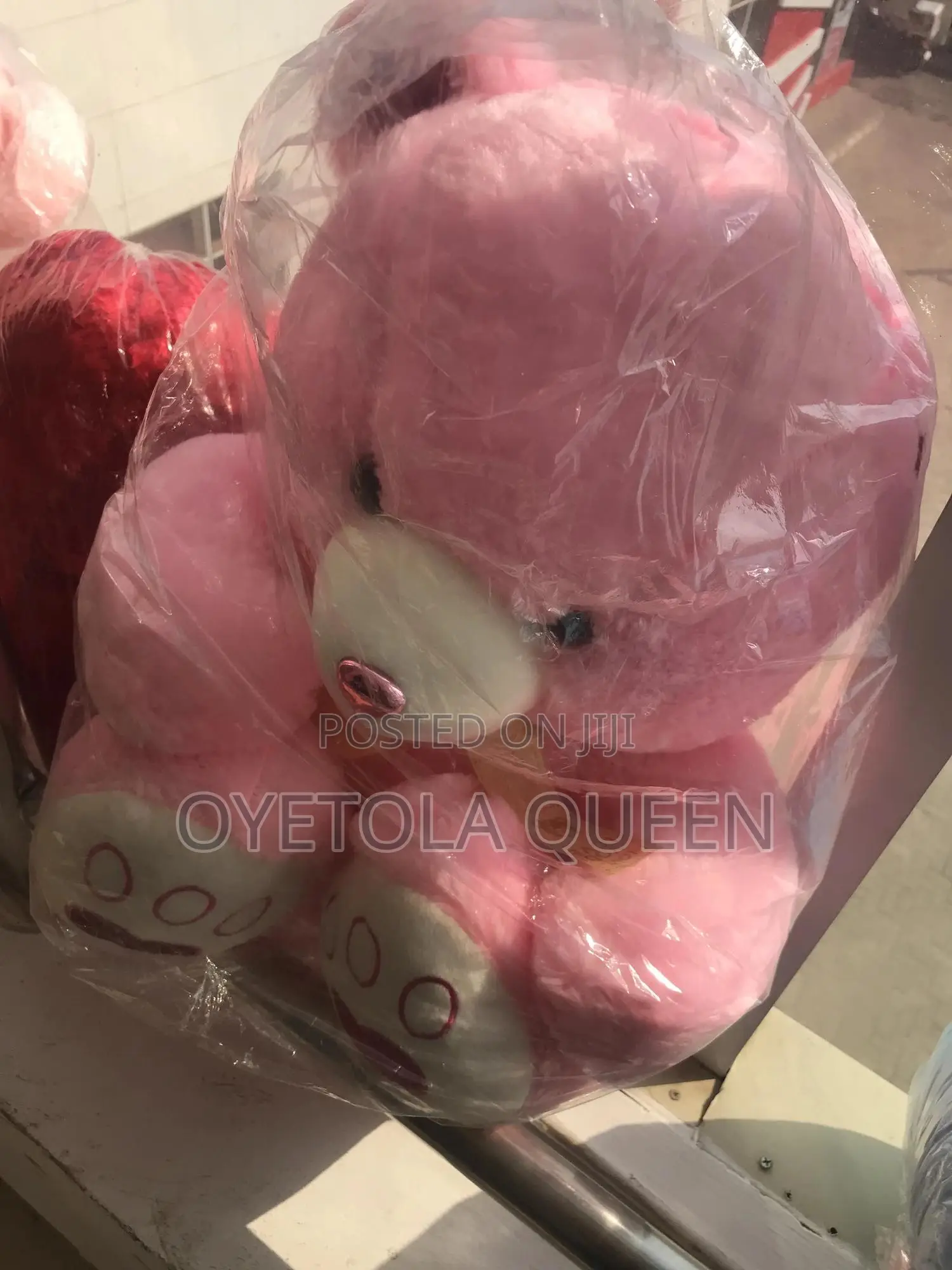 Medium Size Teddybear/Fluffy Toys
