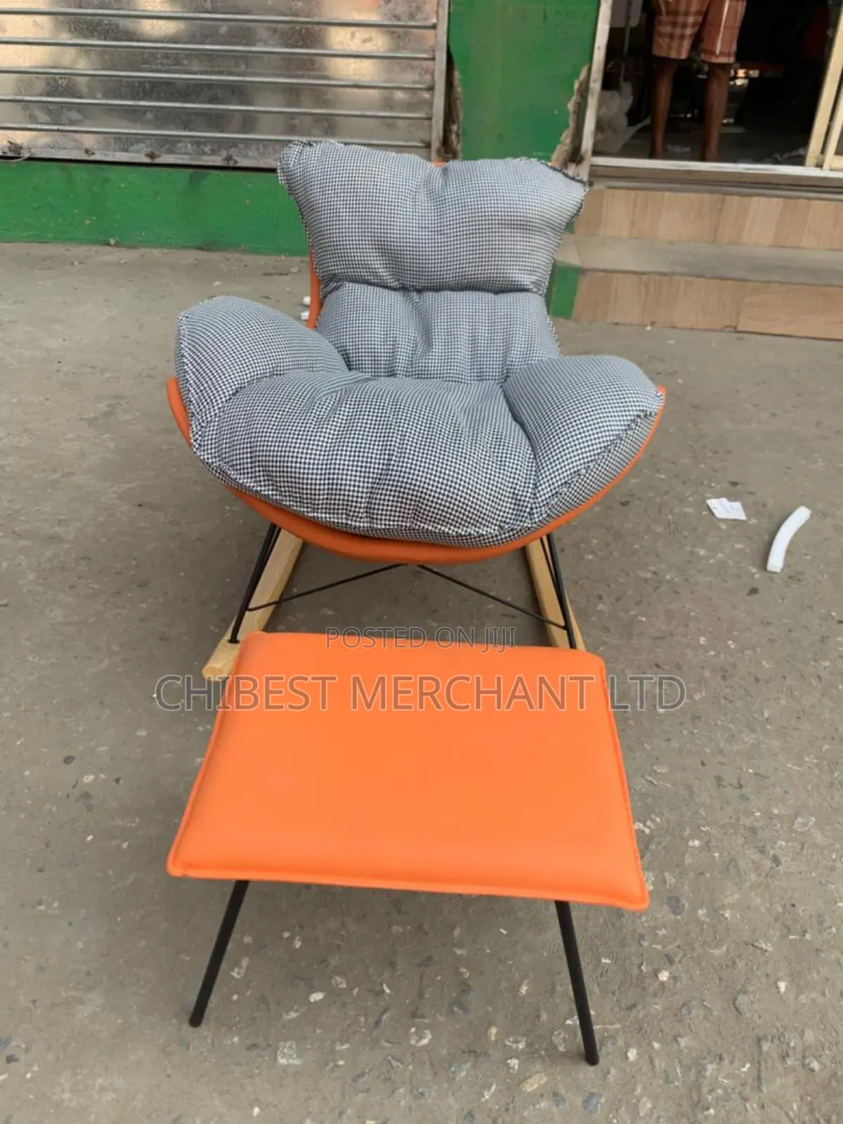 Quality Relaxing Chairs With Footrest