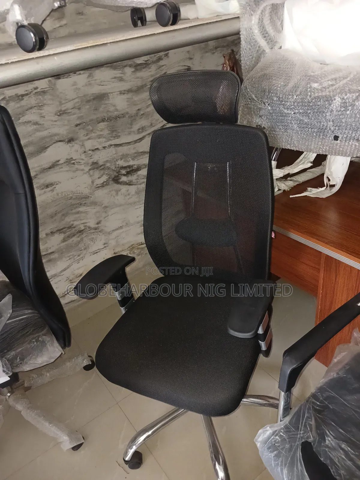 Exquisite Office and Study Chair