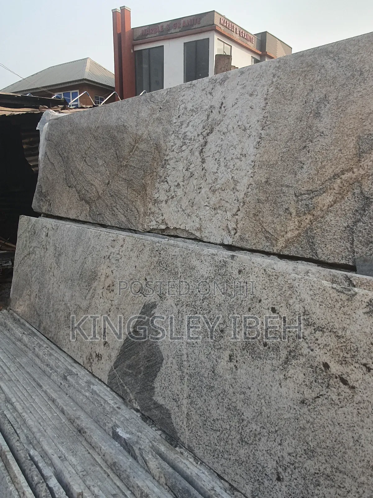 Granite Champagne Gold for Staircase and Kitchen Top