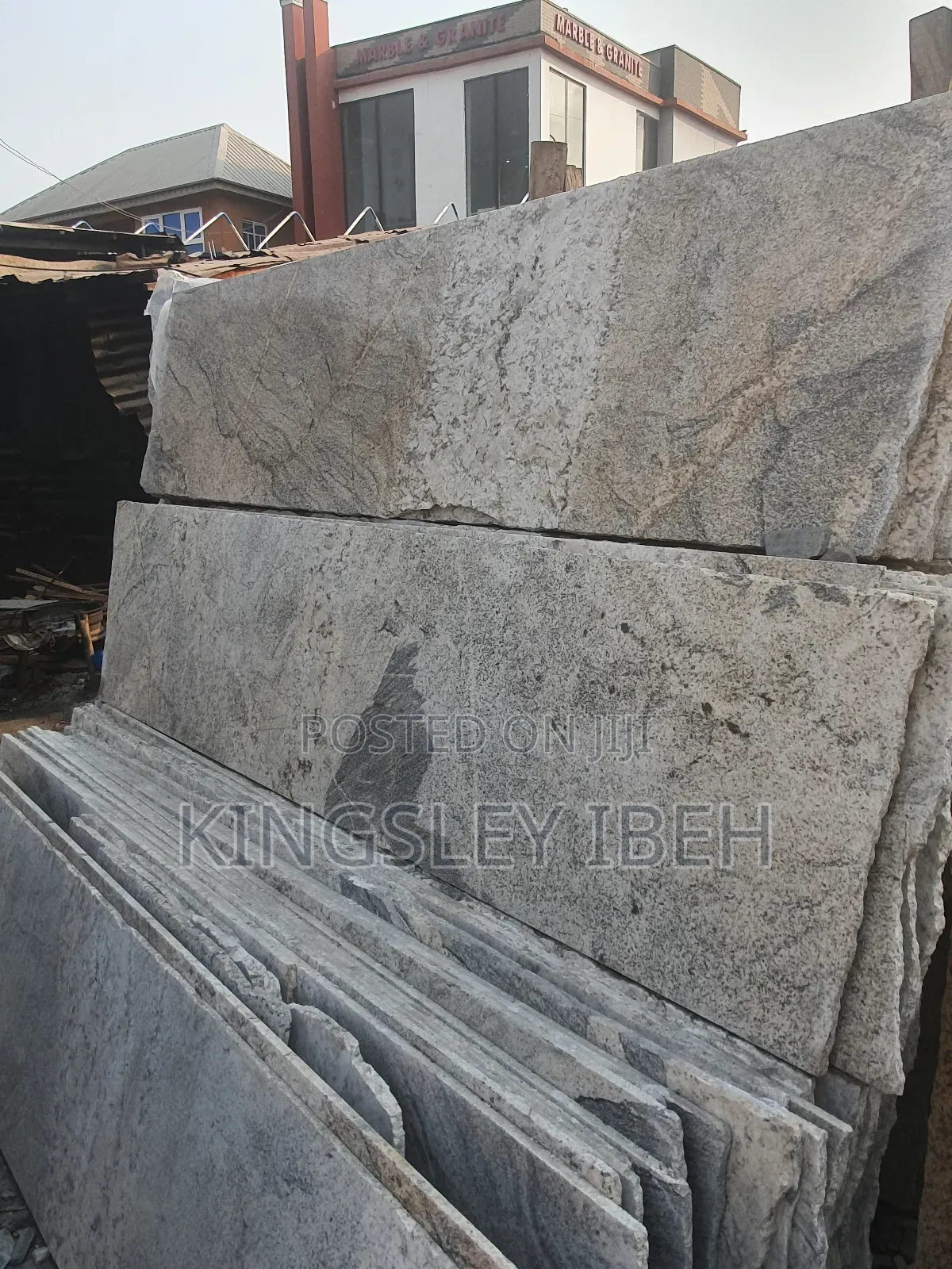 Granite Champagne Gold for Staircase and Kitchen Top
