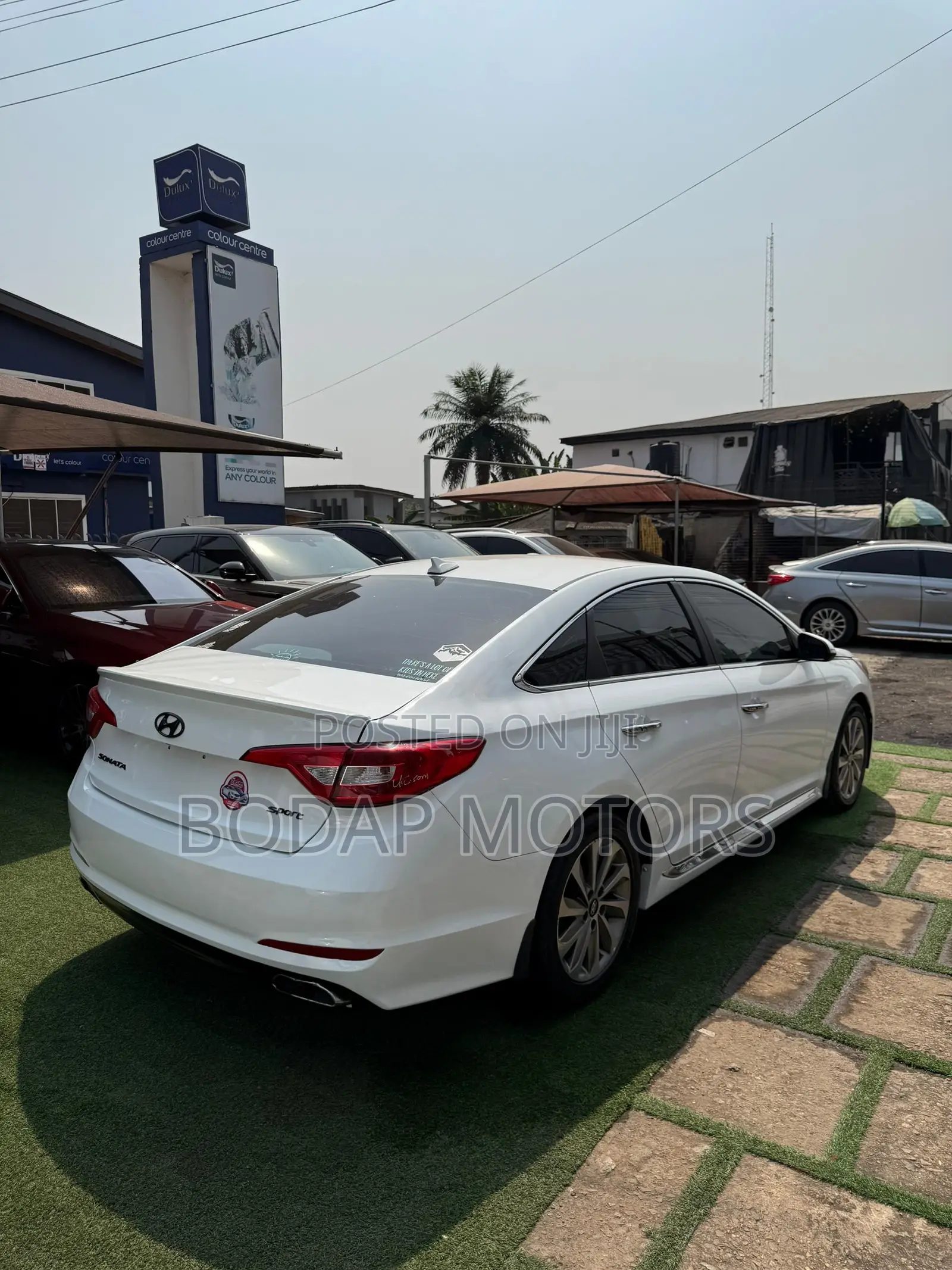 Hyundai Sonata Sport Sedan FWD (2.4L 4cyl 6A) 2016 White