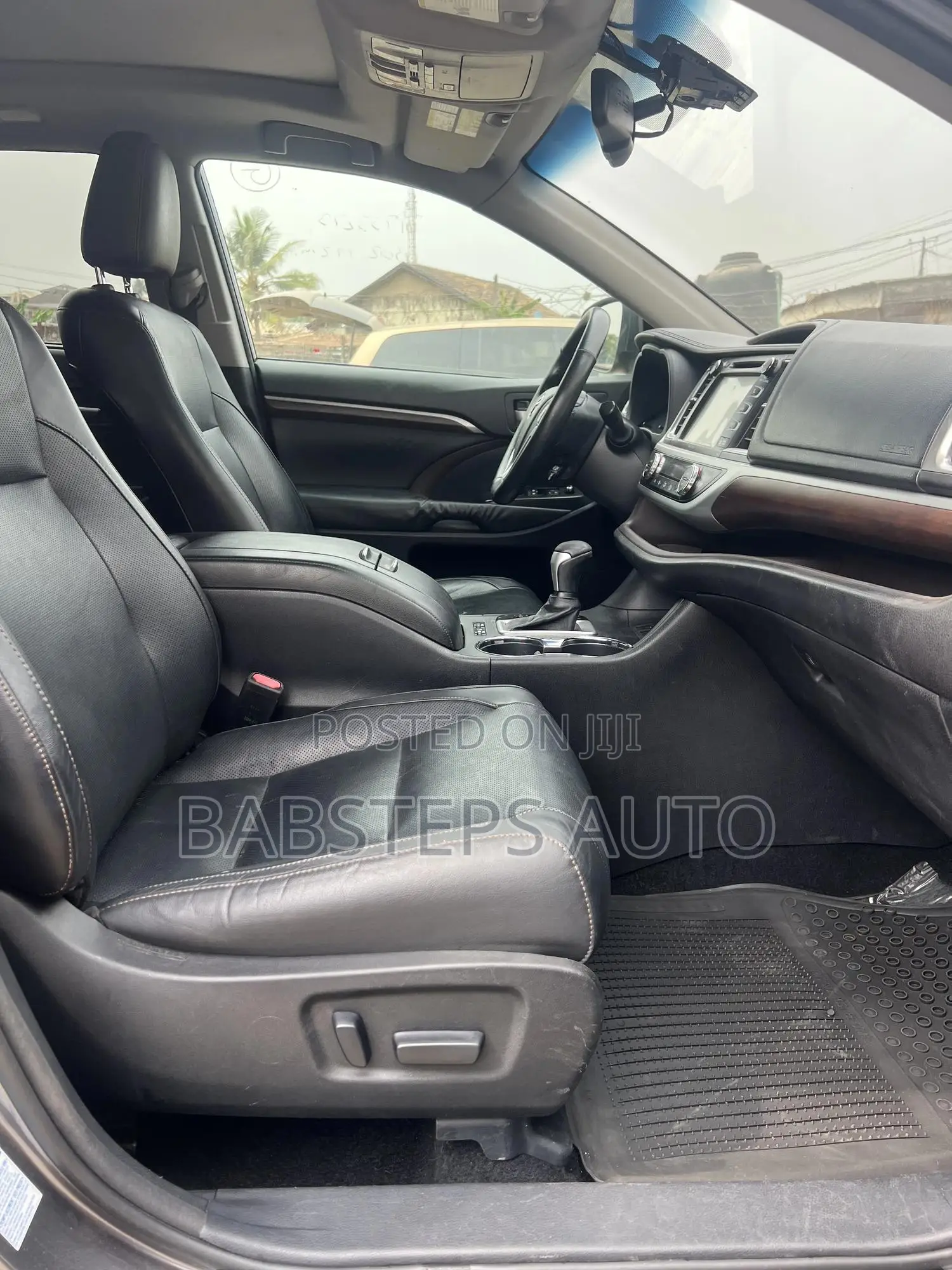 Toyota Highlander Limited 4dr SUV AWD (3.5L 6cyl 6A) 2015 Gray