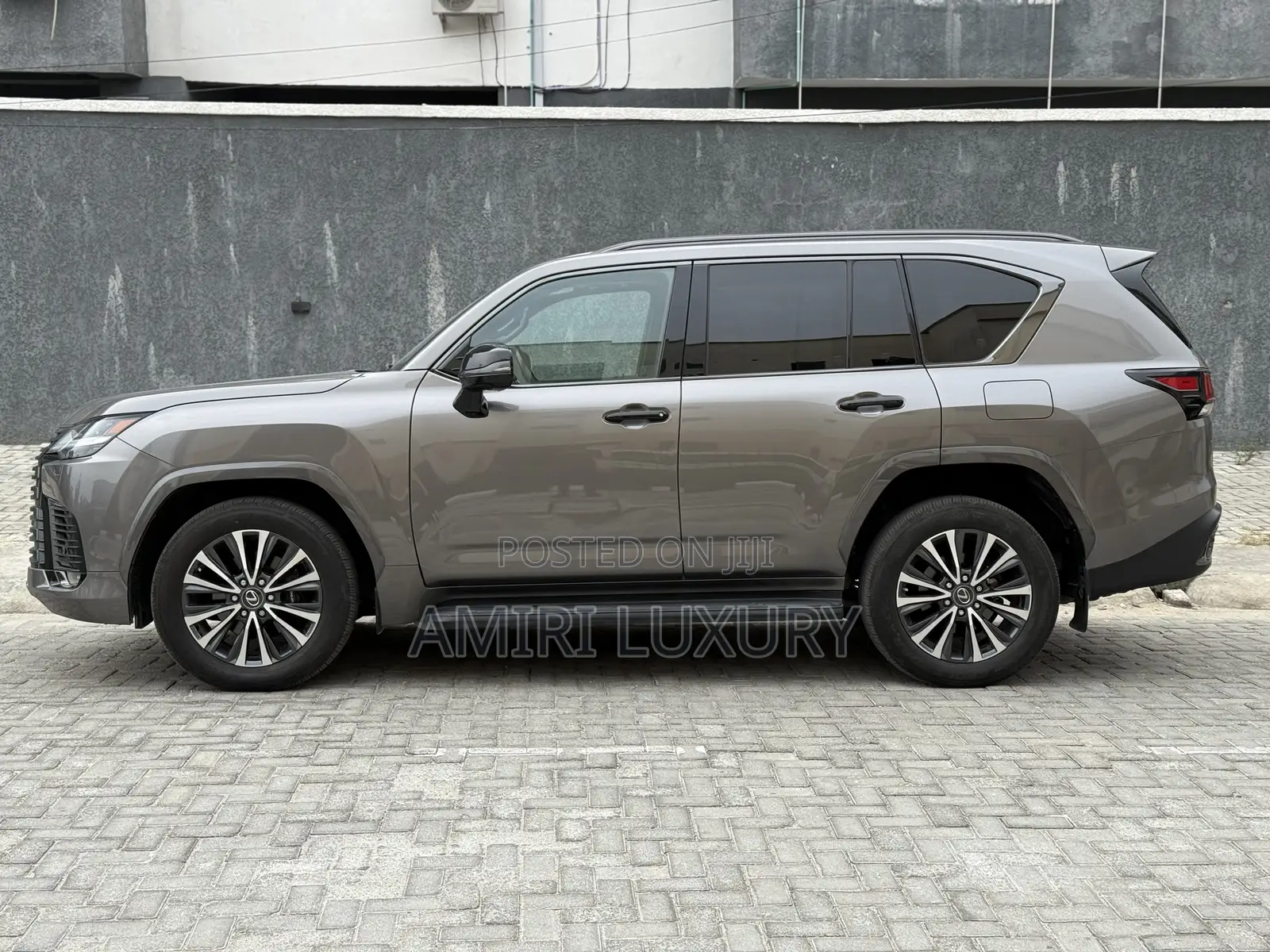 Lexus LX 2022 Gray
