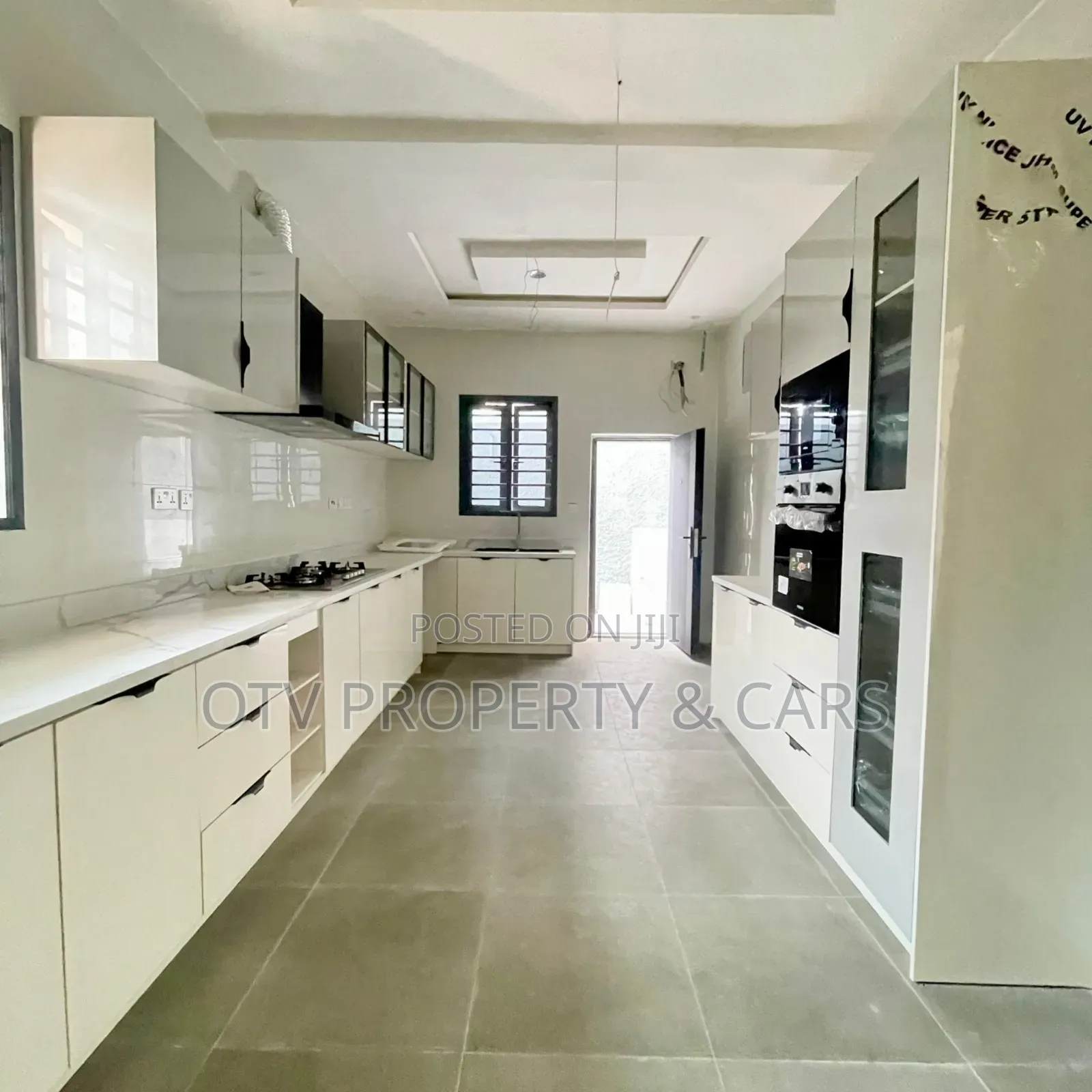Furnished 5bdrm Duplex in Ikate for sale