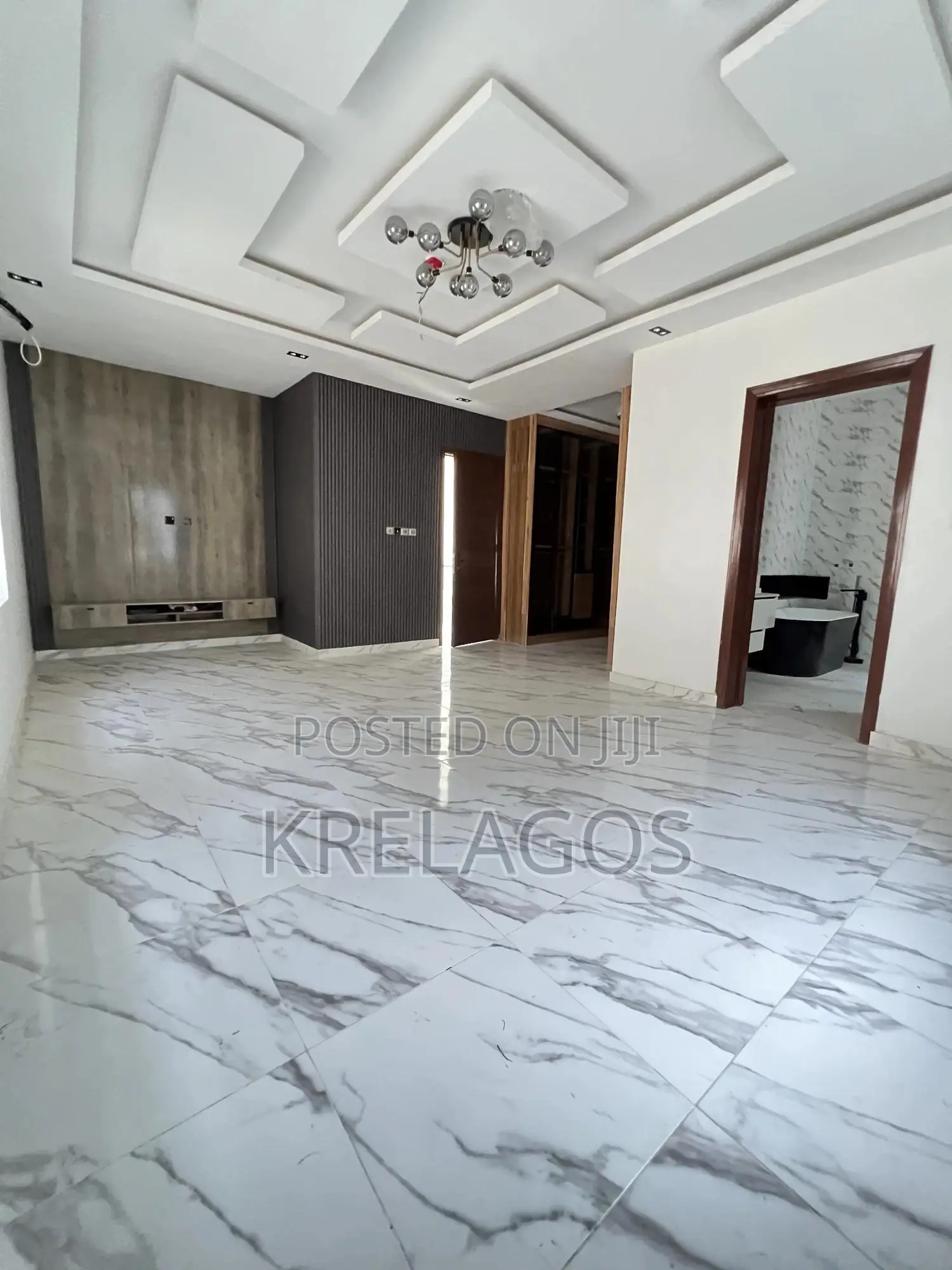 5bdrm Duplex in Ikate for sale