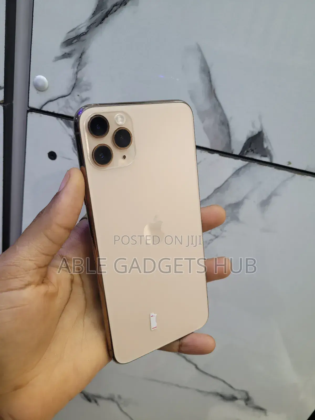Apple iPhone 11 Pro Max 64 GB Gold