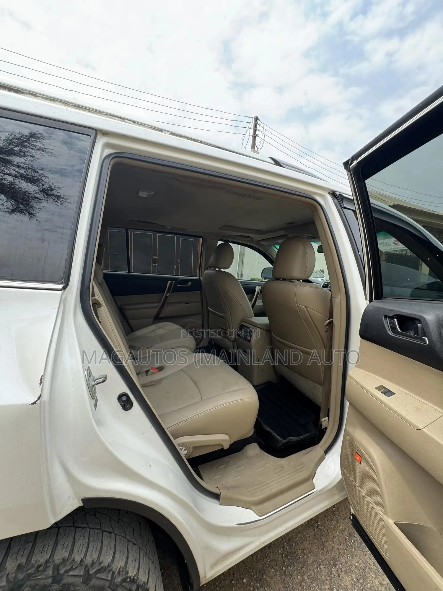 Toyota Highlander Limited 2012 White