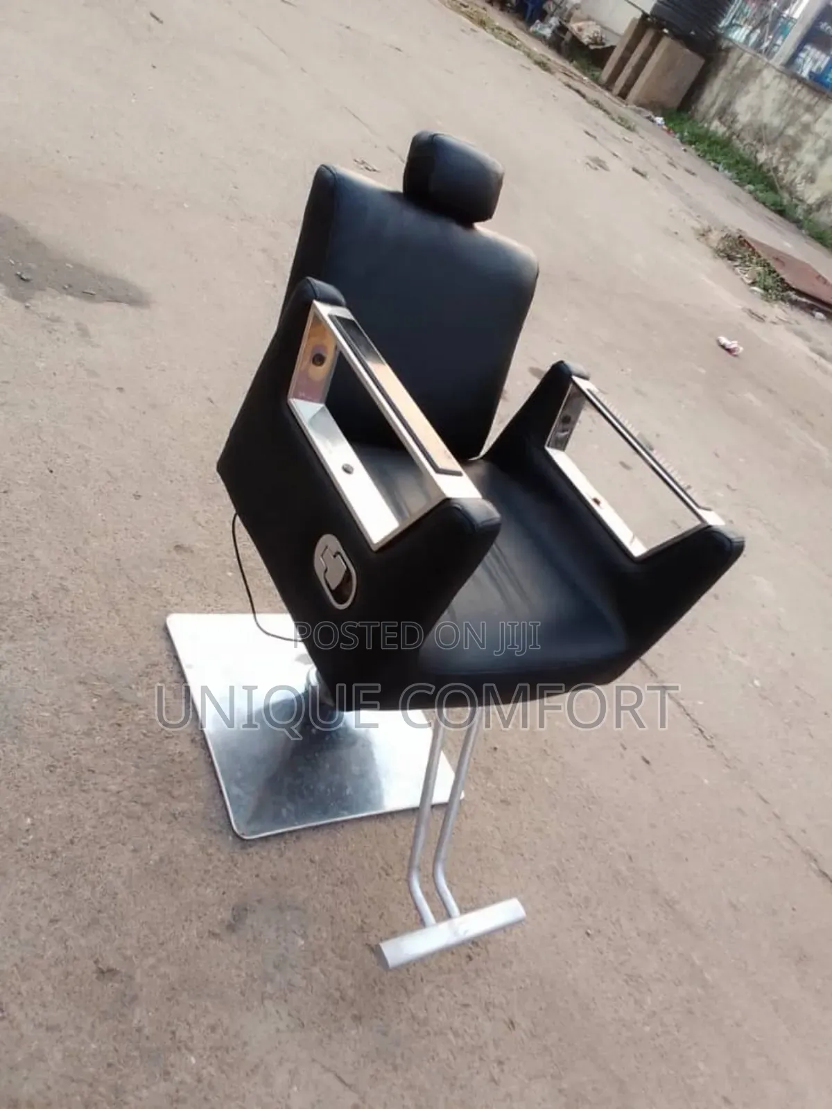 Imported Executive Recliner Barber Chair