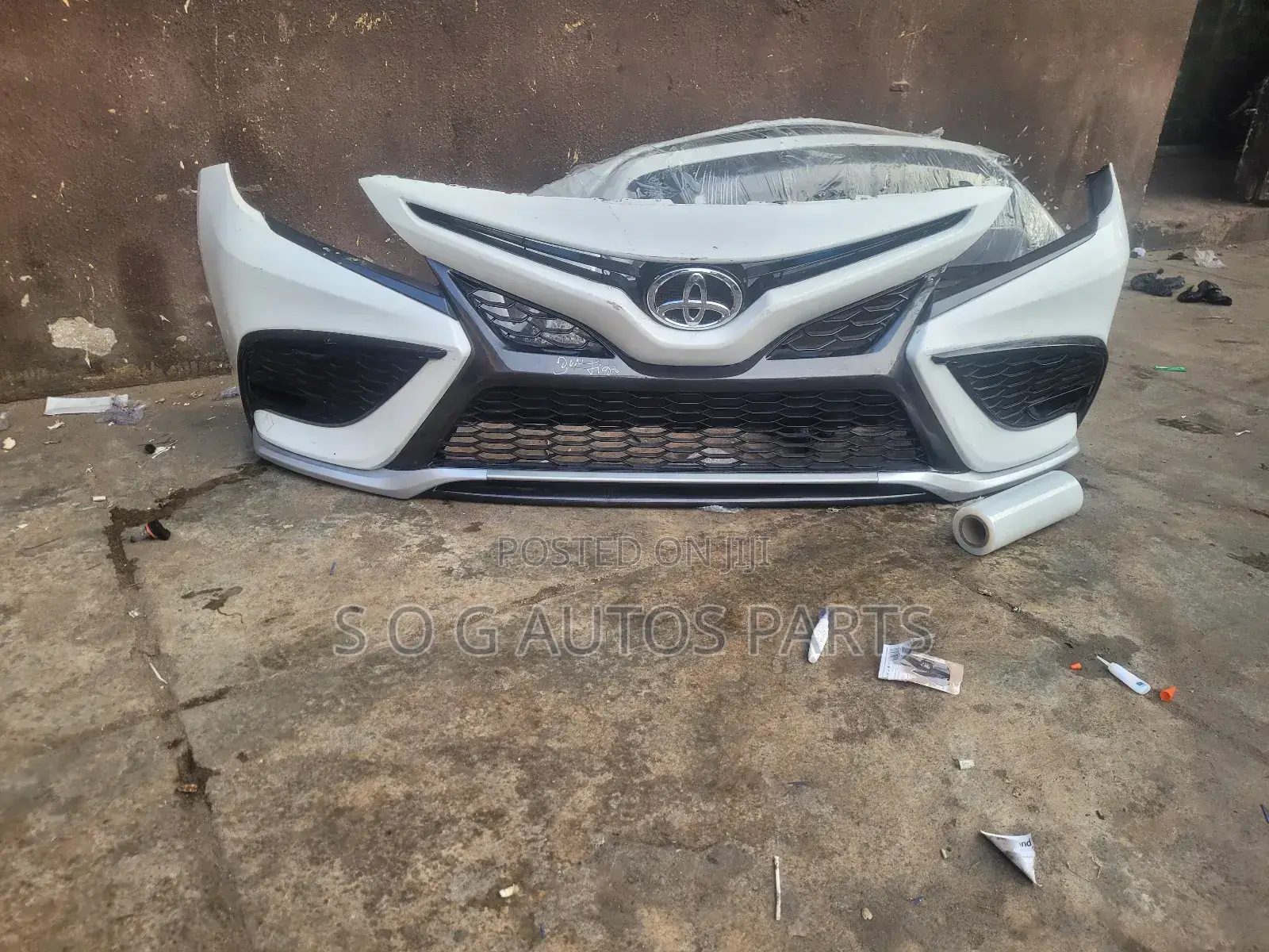 Complete Front Bumper Toyota Camry 2020 Se