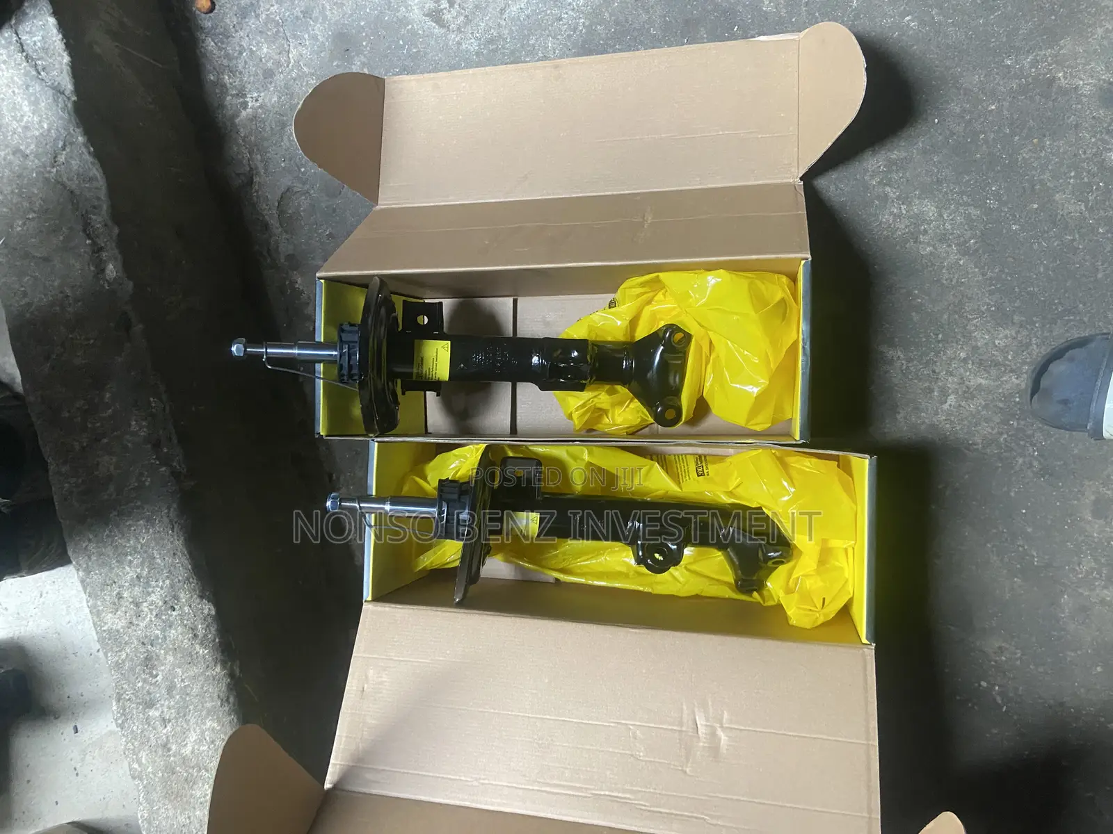 New Front Shock Absorber C300 (W204) Non 4matic
