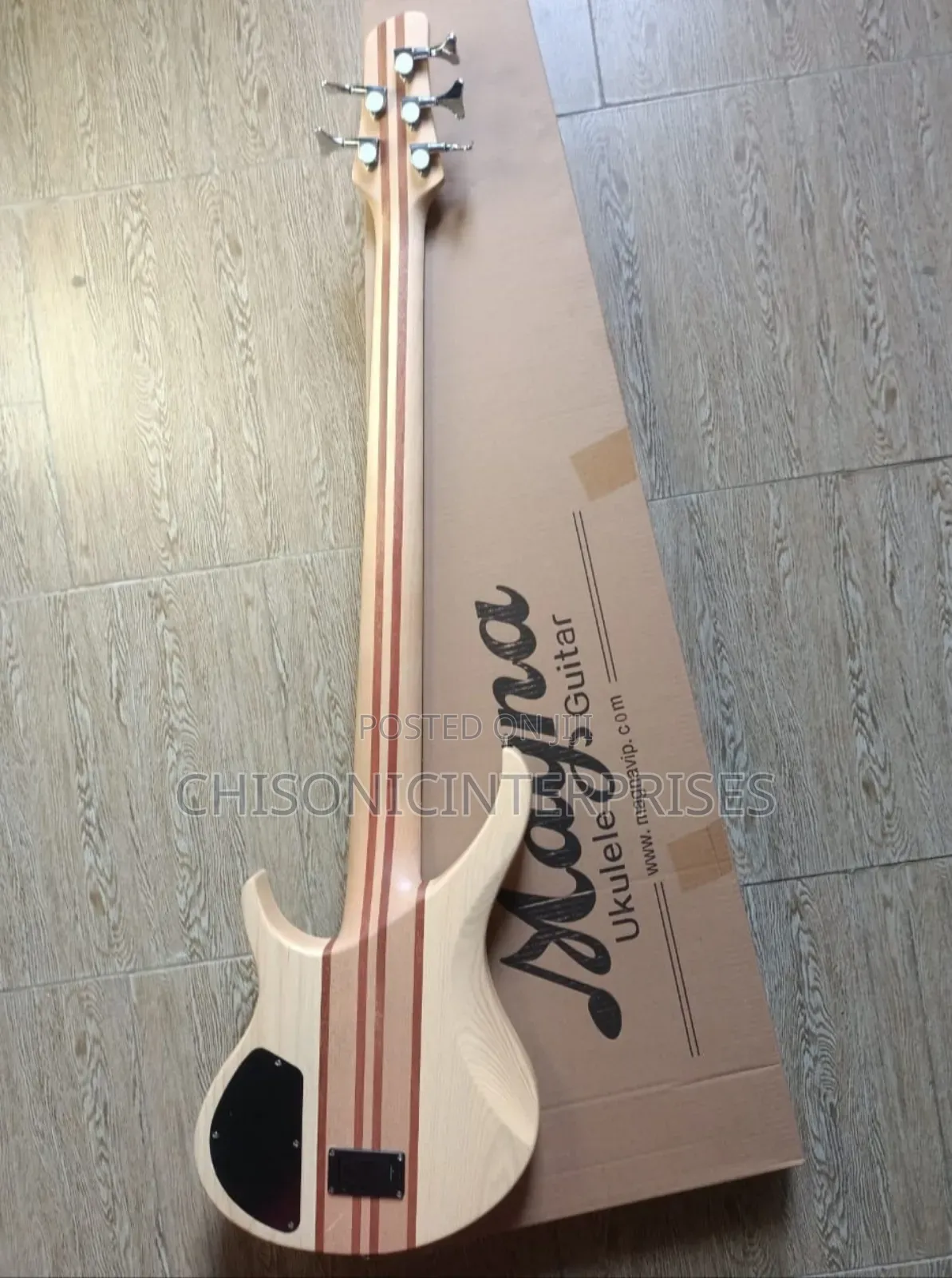Magna Active Bass Guitar 5 Strings