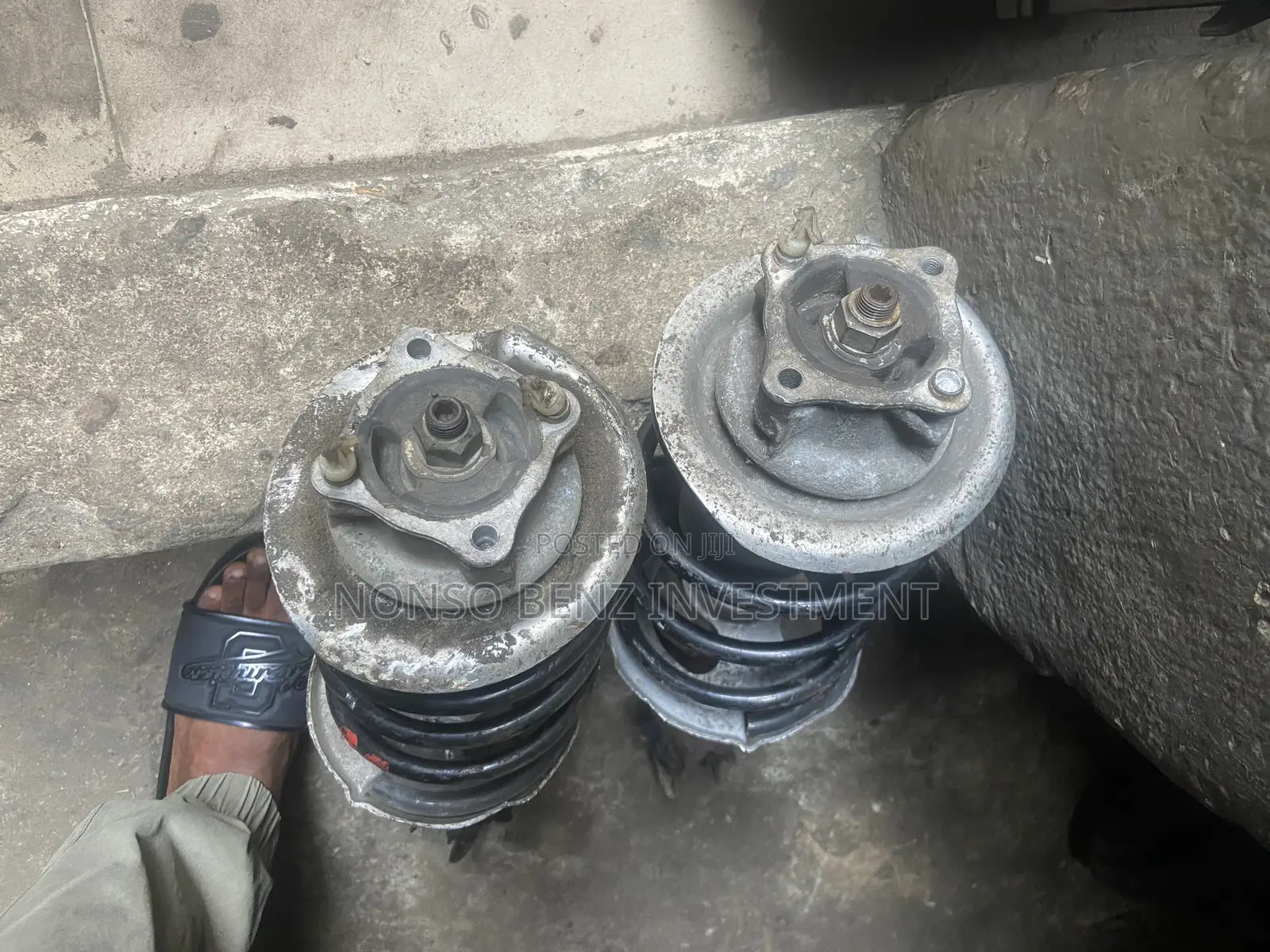 Belgium Front Shock Absorbers Mercedes a Class (A140)