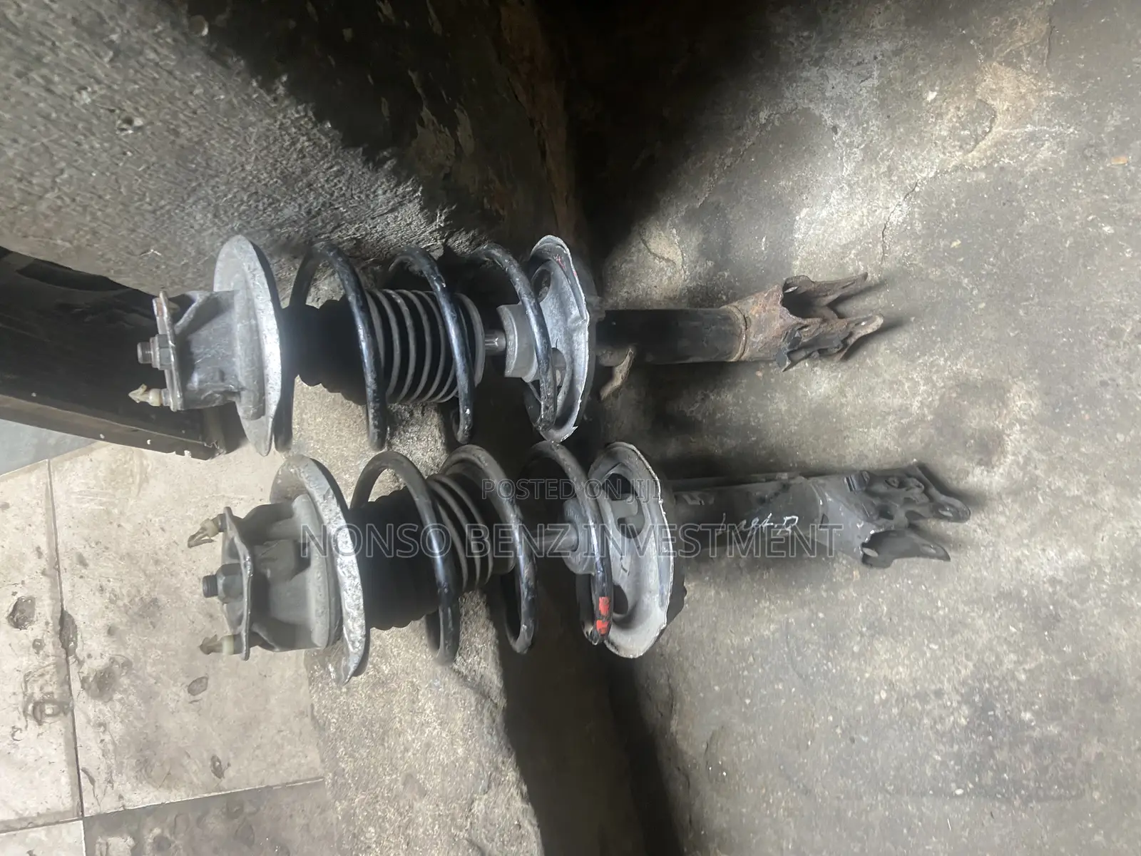 Belgium Front Shock Absorbers Mercedes a Class (A140)