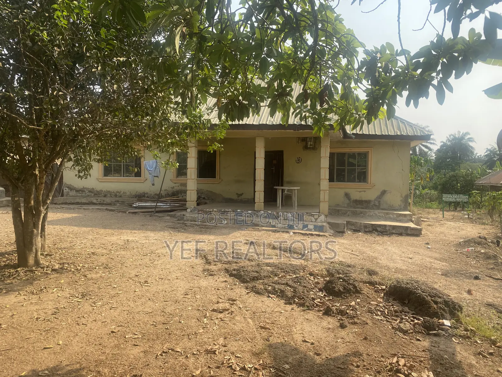 4bed Flat 3units of Self Con on 3plots