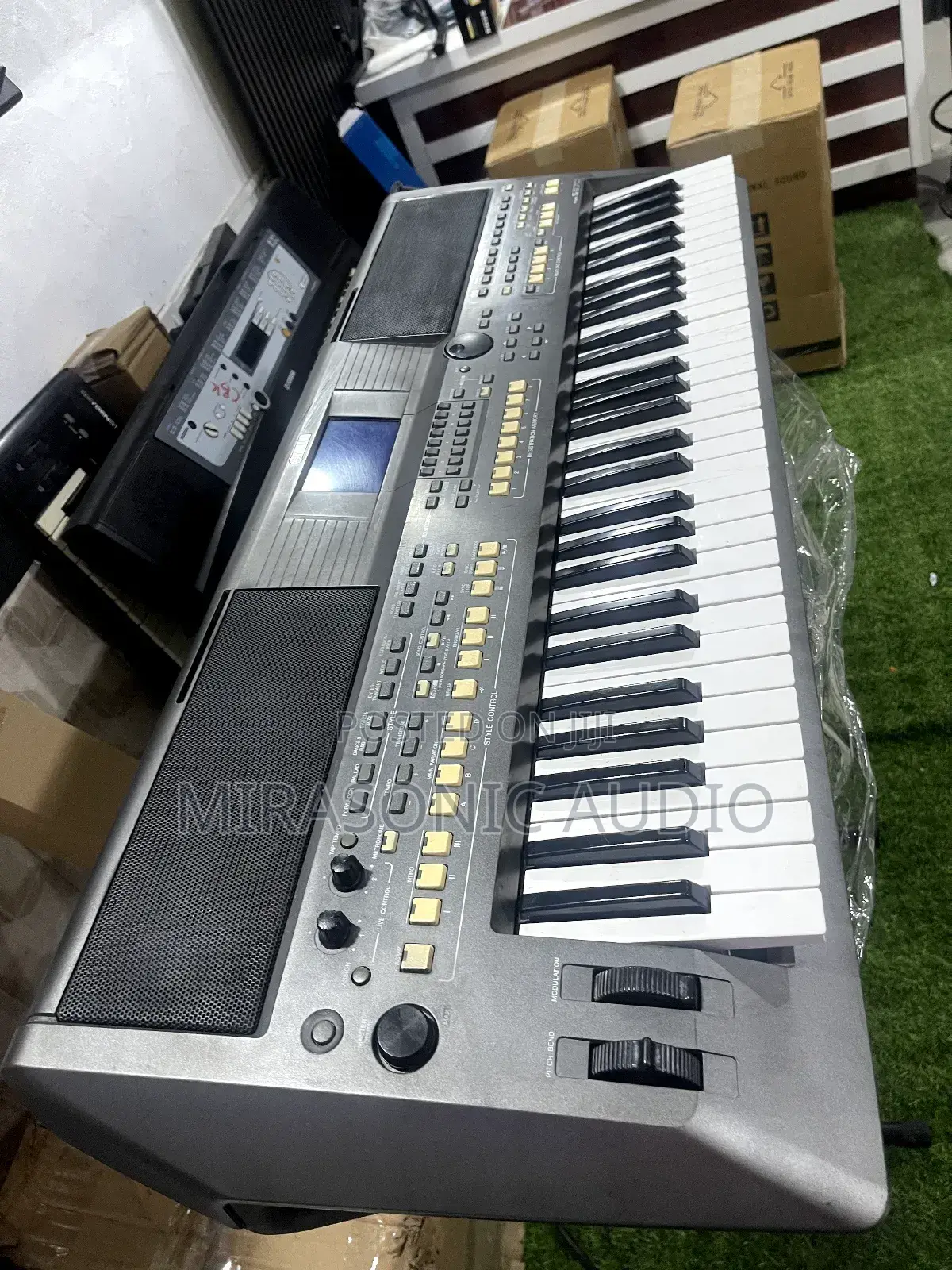 Yamaha S670 Very Clean Keyboard