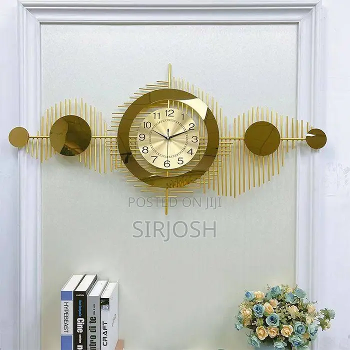 Modern Simple Wall Clock