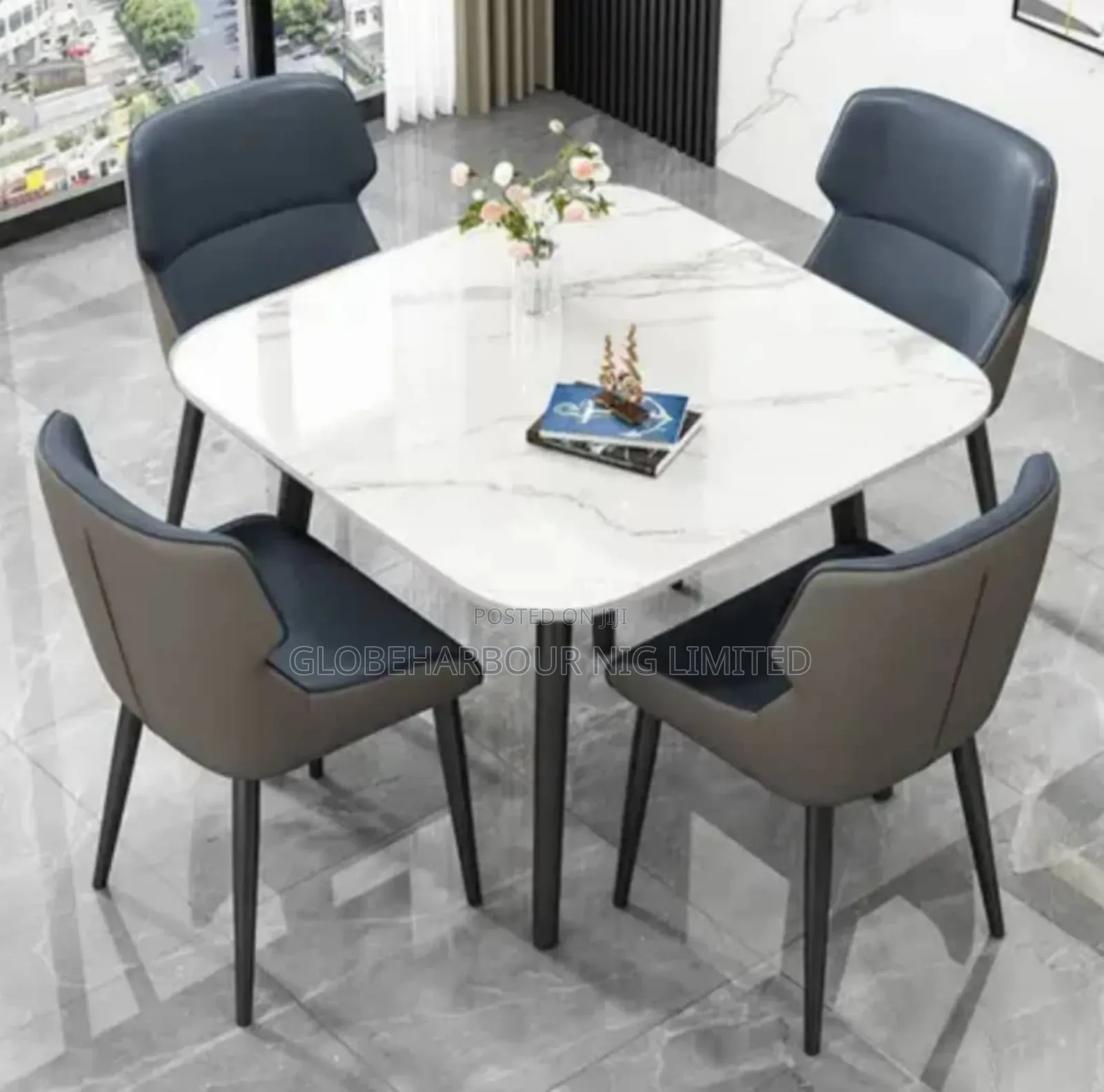 4 Seater Mable Dinning Set