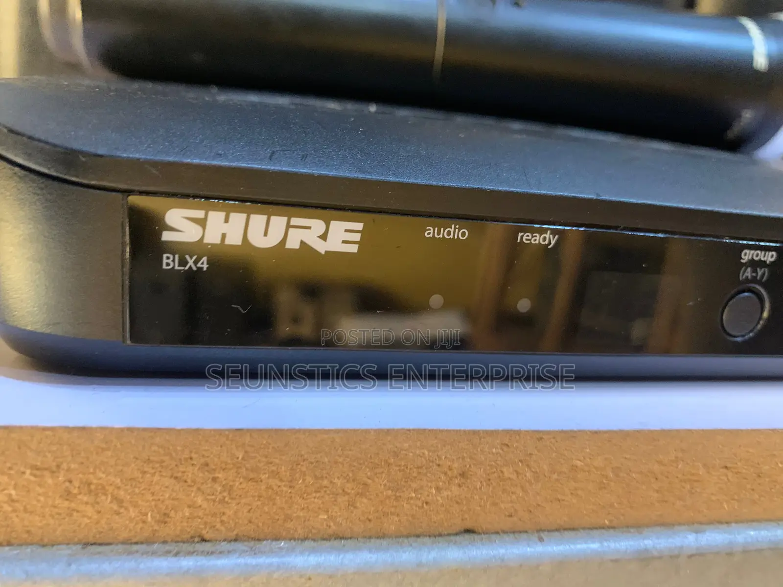 Quality Shure BLX4 Single Wireless Microphone