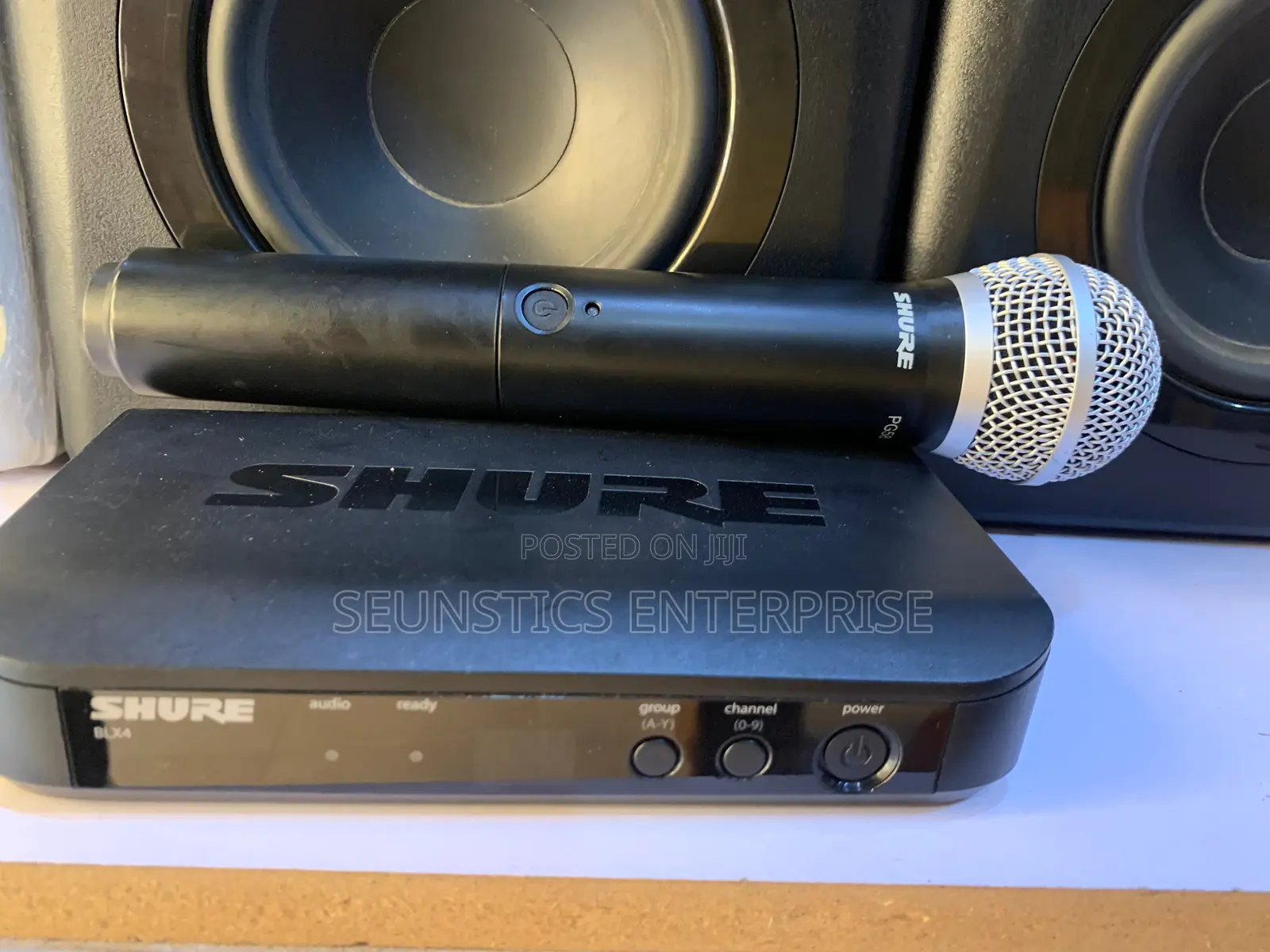 Quality Shure BLX4 Single Wireless Microphone